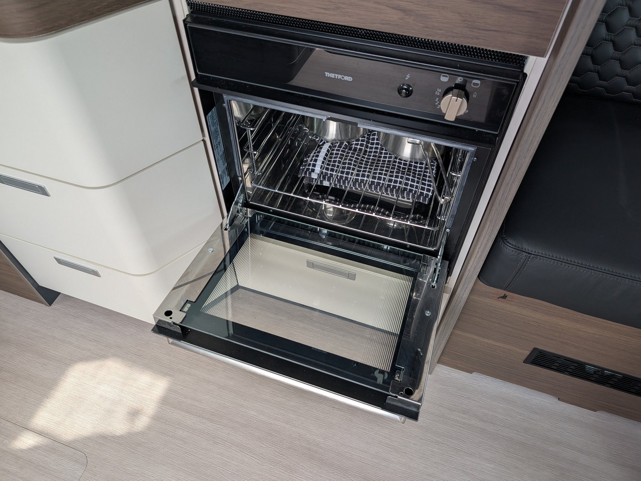 2024 Adria Matrix Supreme MB 670 DL