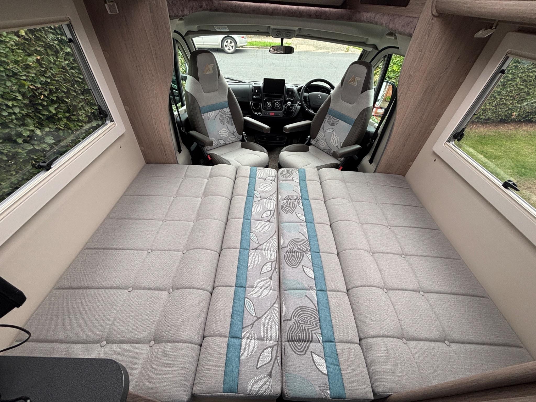 2023 Auto-Sleepers Nuevo EK