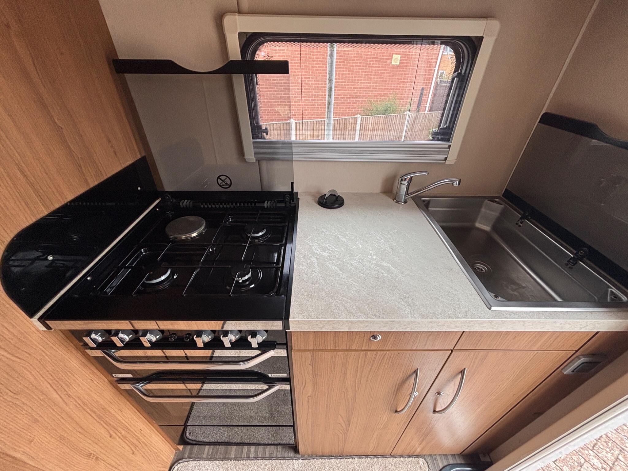 2015 Auto-Trail Imala 620