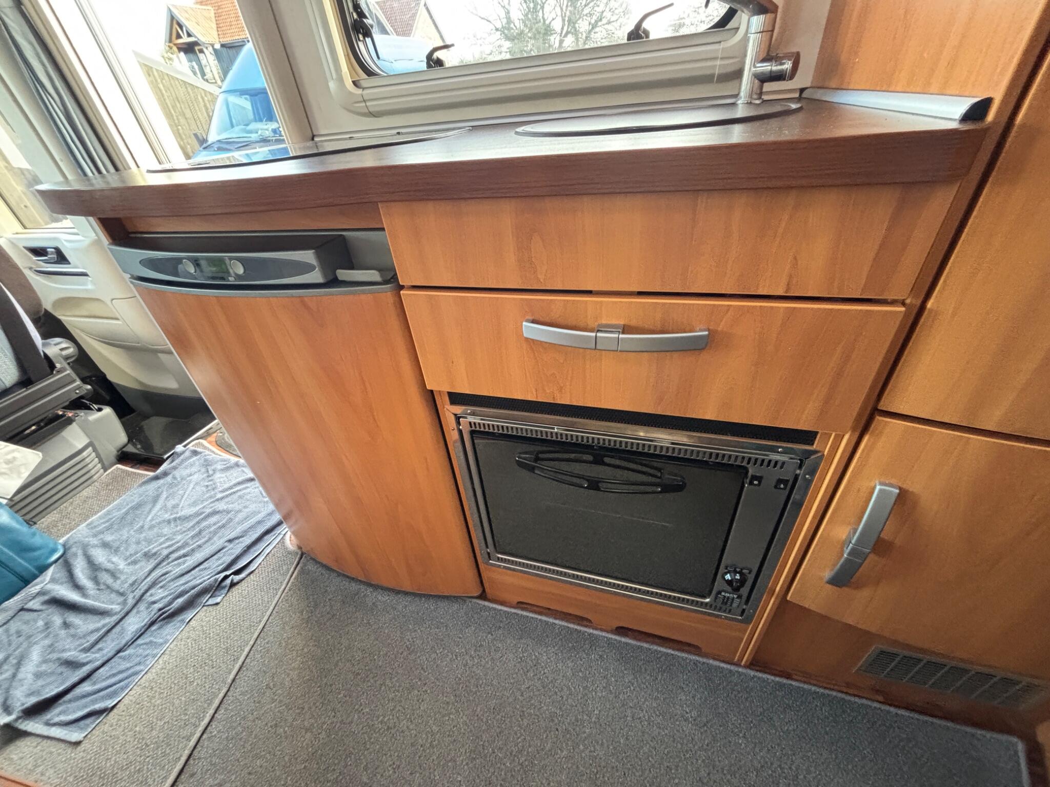 2011 Hymer B504CL