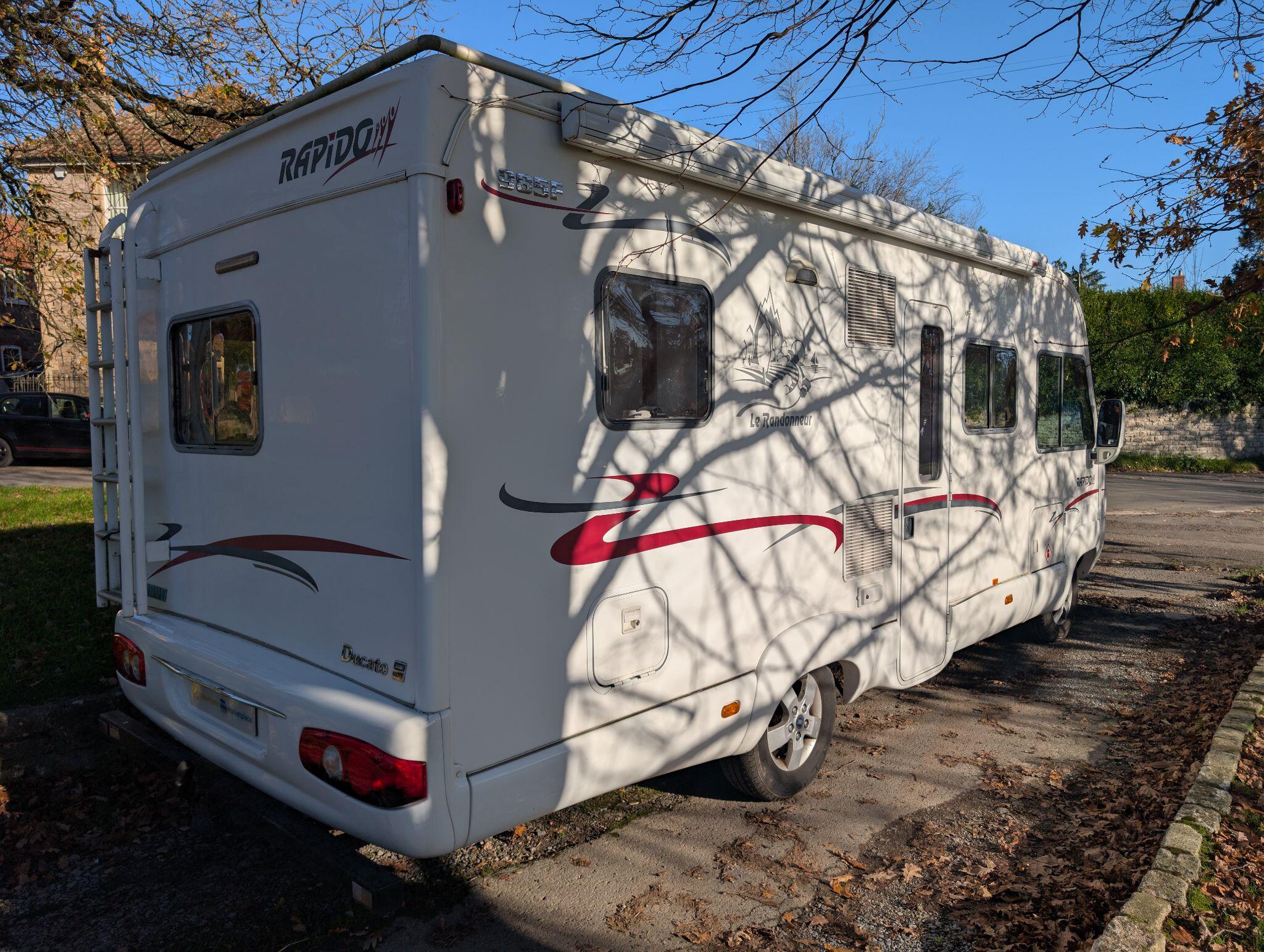 2004 Rapido 985F