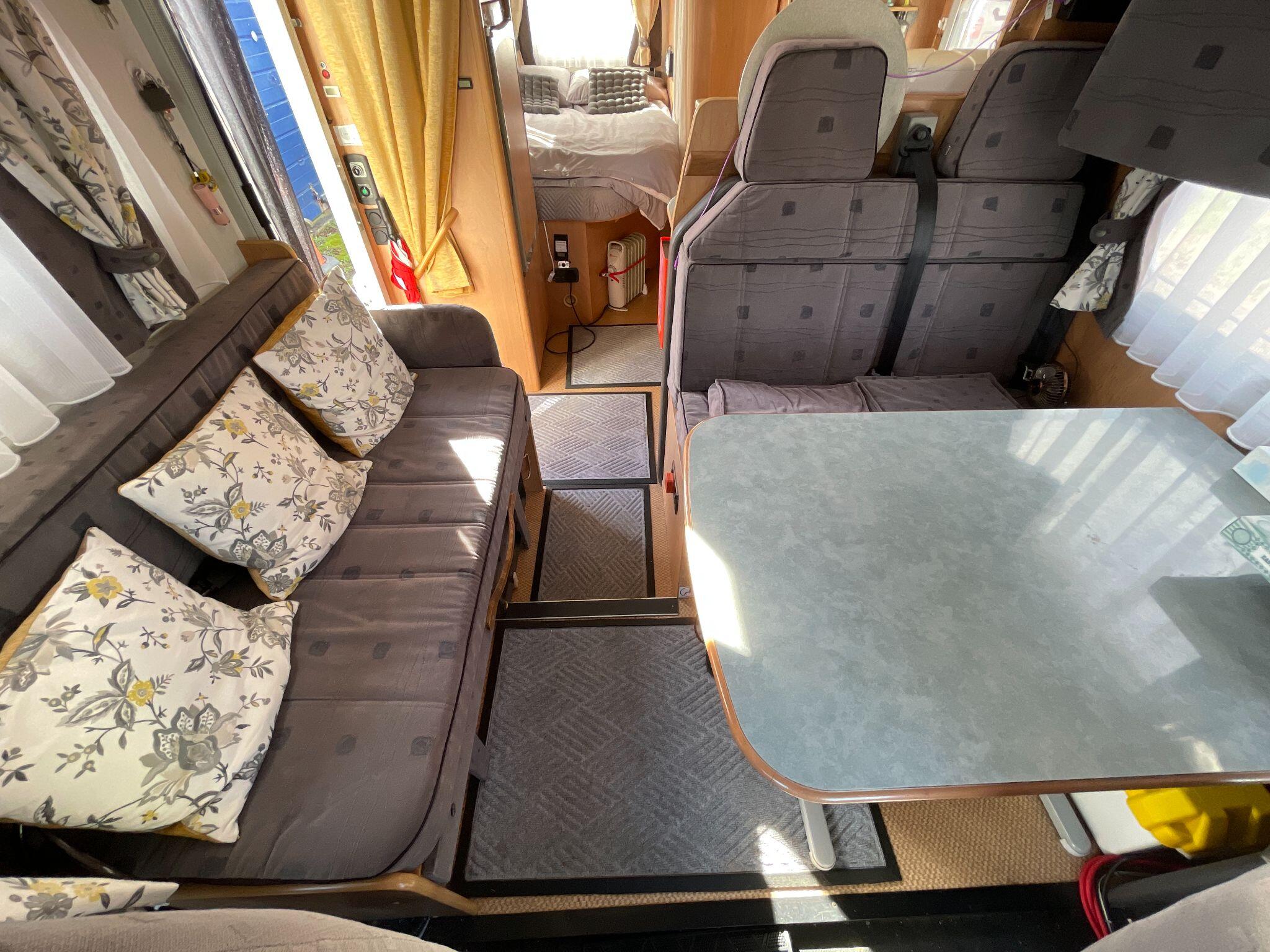 2003 Burstner Harmony T625