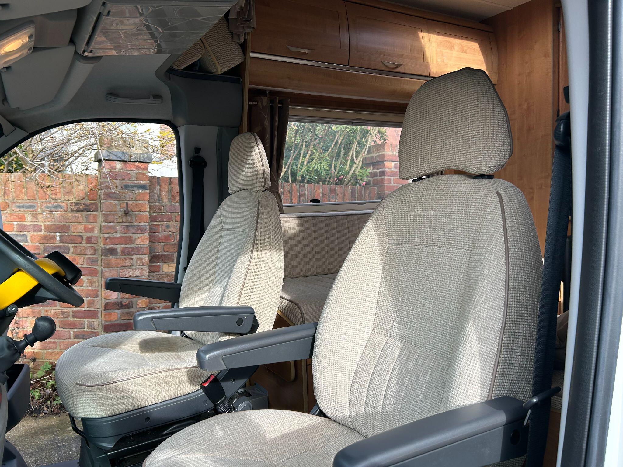 2010 Auto-Trail Tracker EKS