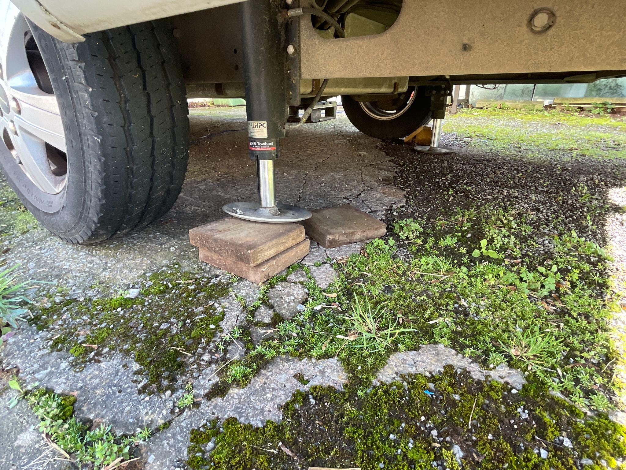 2003 Burstner Harmony T625