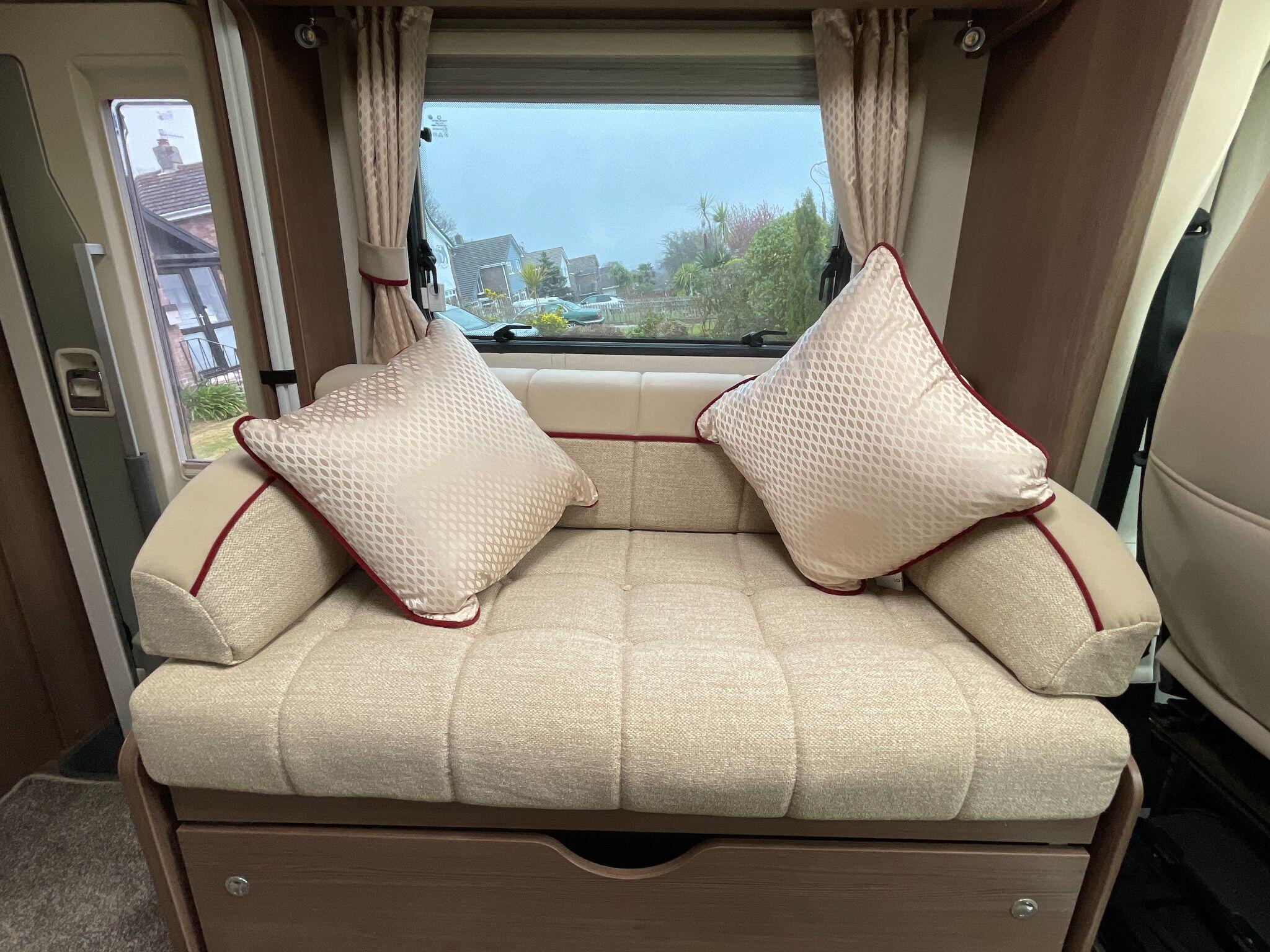 2017 Elddis Majestic 254 Marquis Edition