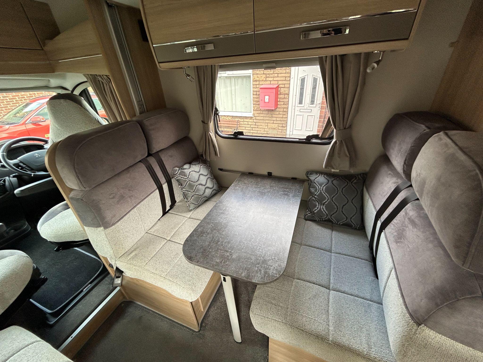 2019 Elddis Autoquest 196