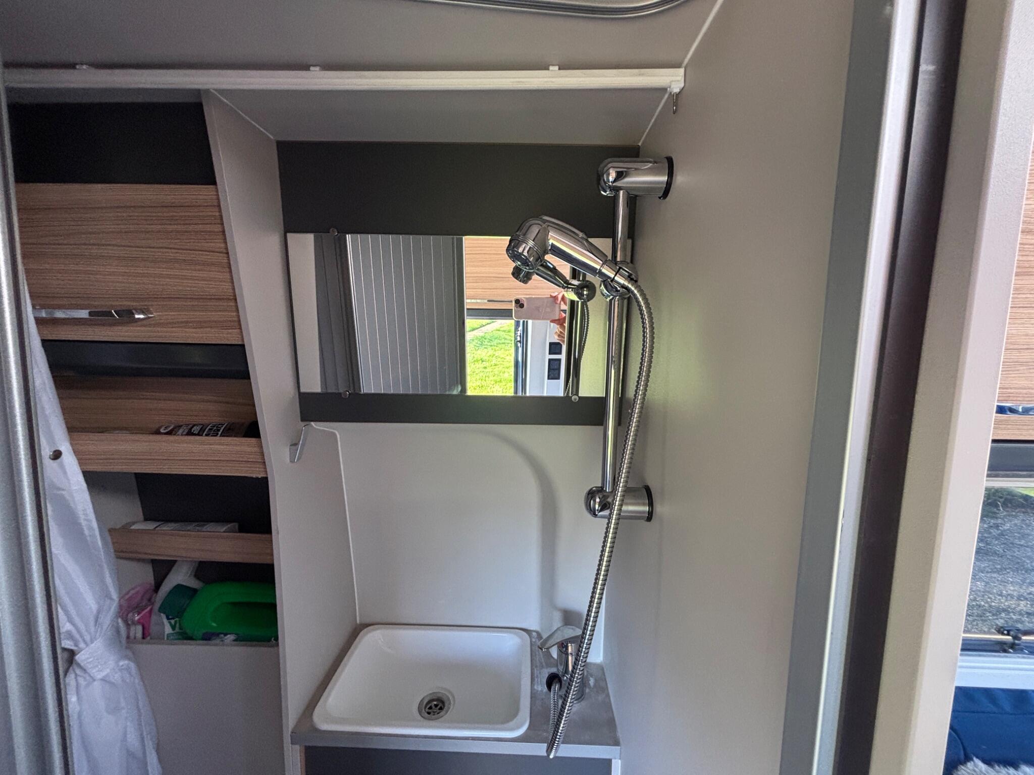 2024 Bailey Endeavour B62