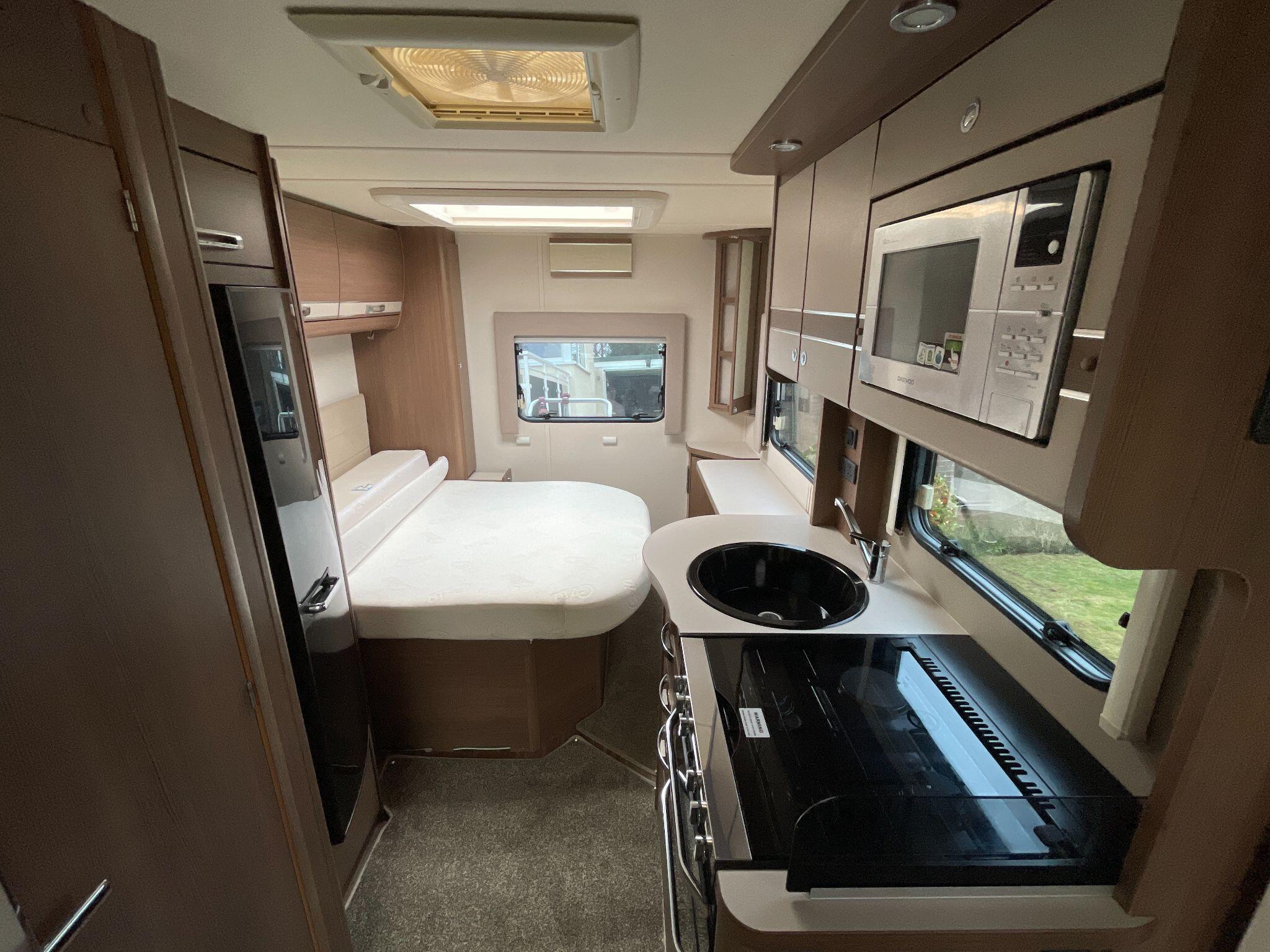 2017 Elddis Majestic 254 Marquis Edition