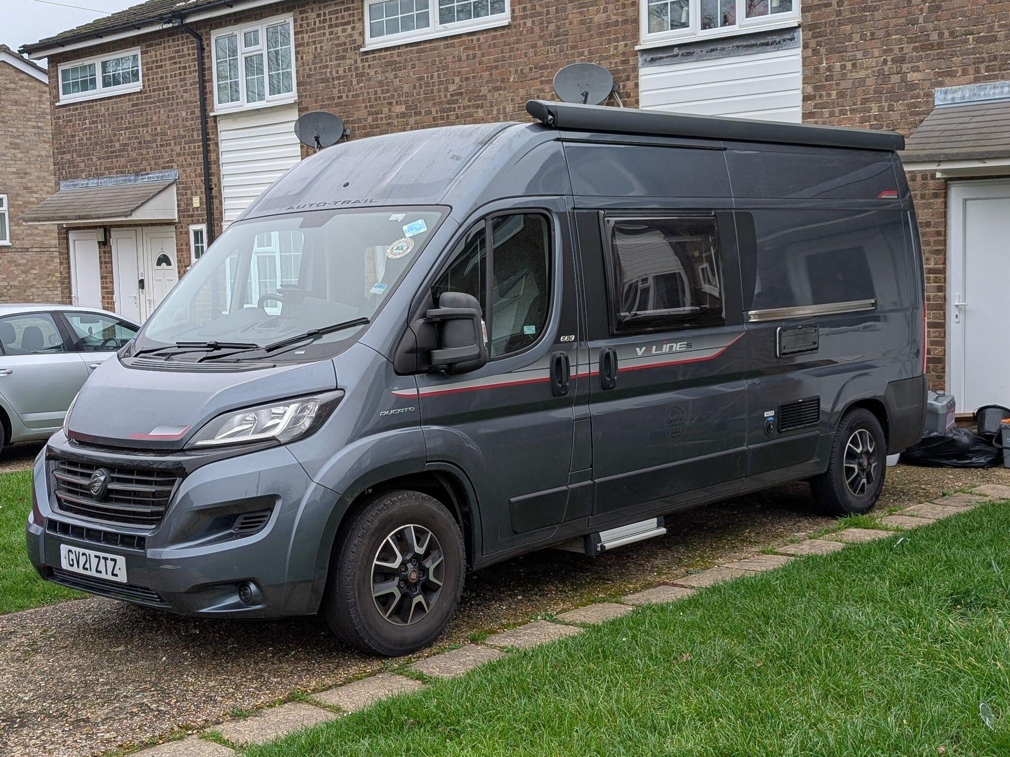 2021 Auto-Trail V-Line 669 S