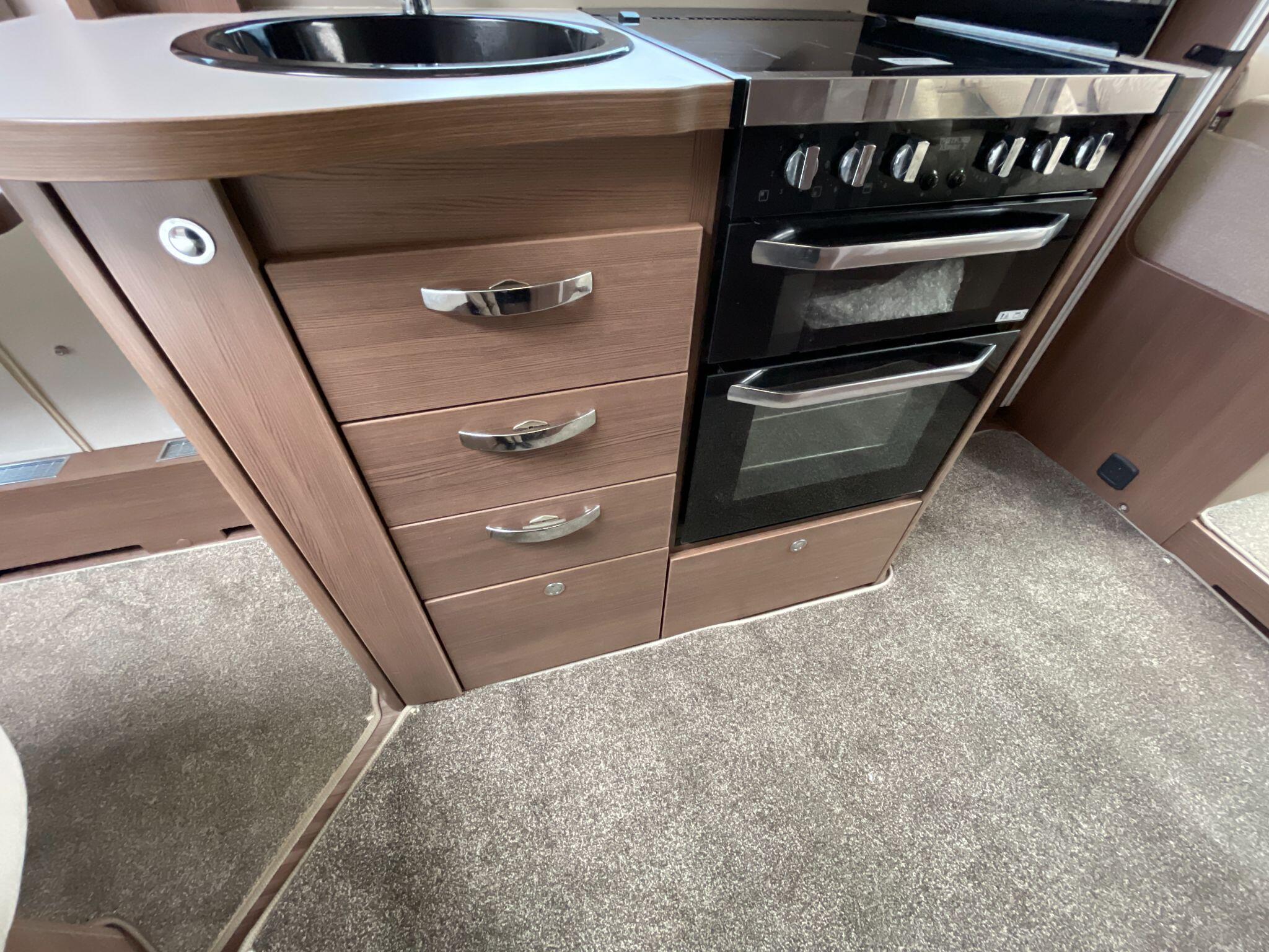 2017 Elddis Majestic 254 Marquis Edition