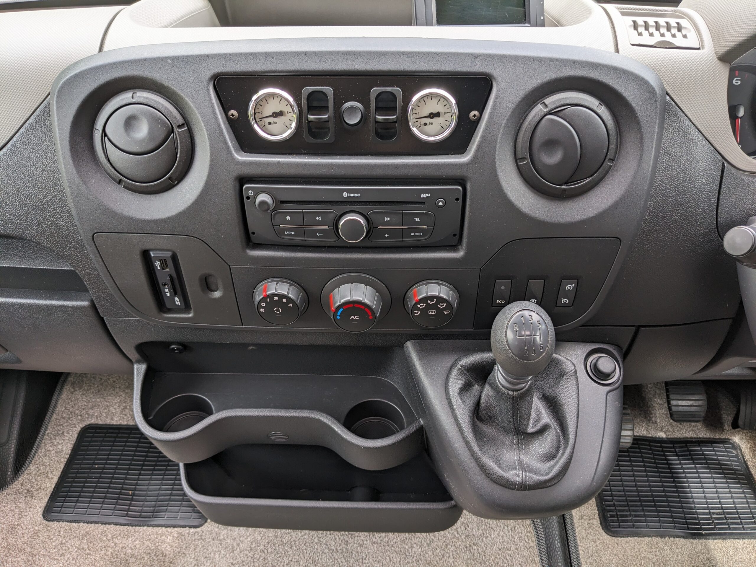 2016 Adria Matrix Supreme 687 SBC