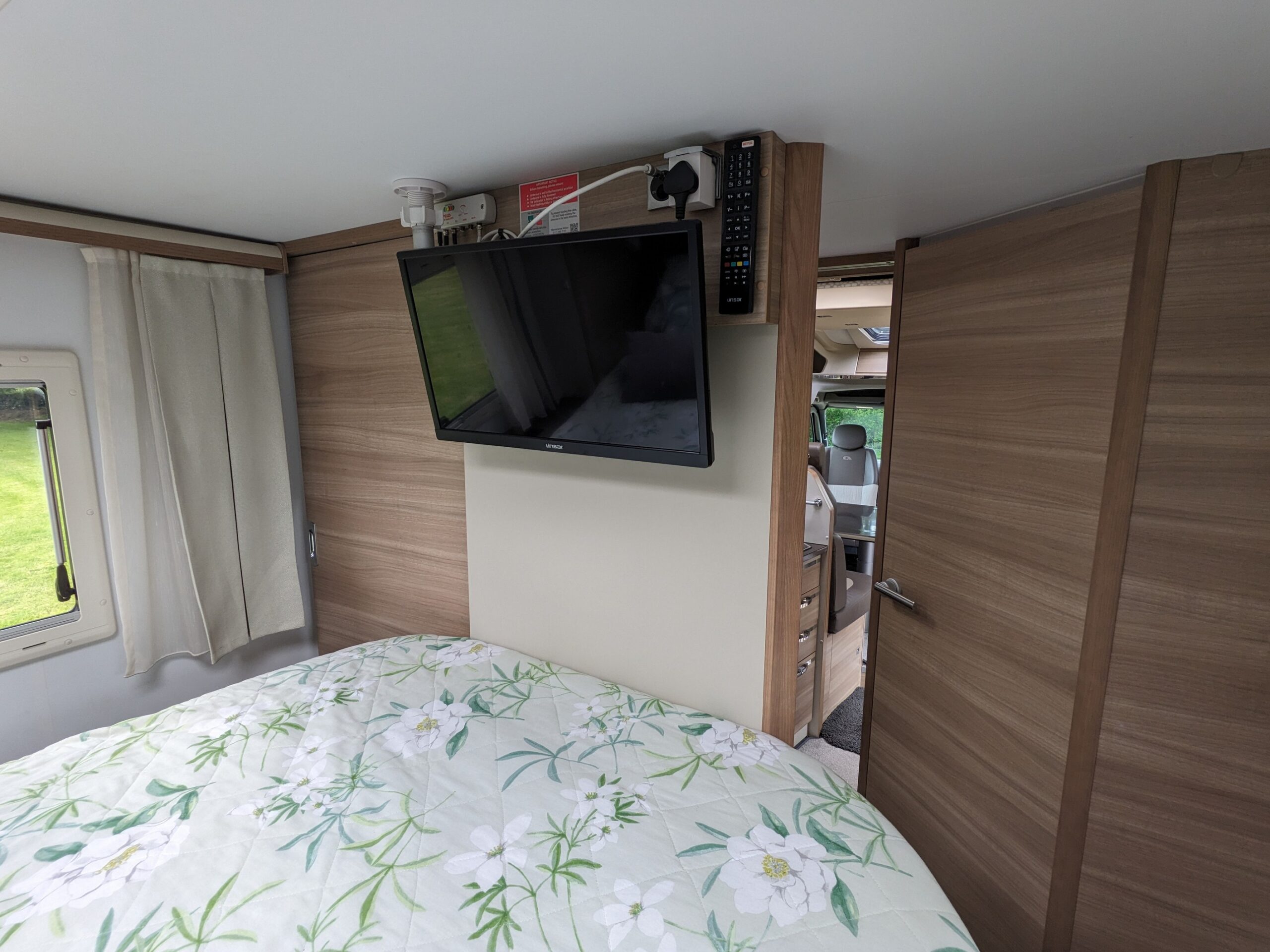 2016 Adria Matrix Supreme 687 SBC