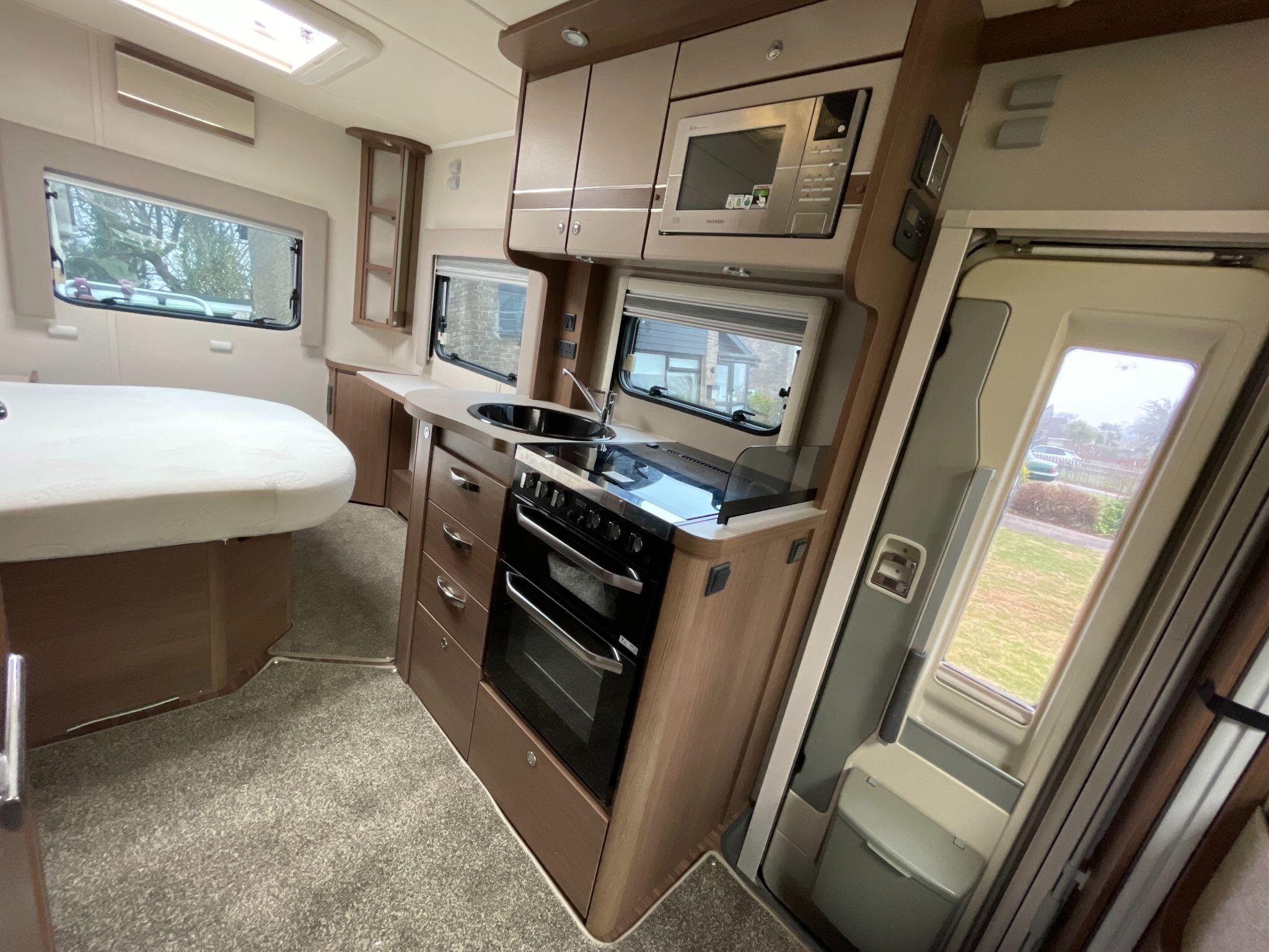 2017 Elddis Majestic 254 Marquis Edition