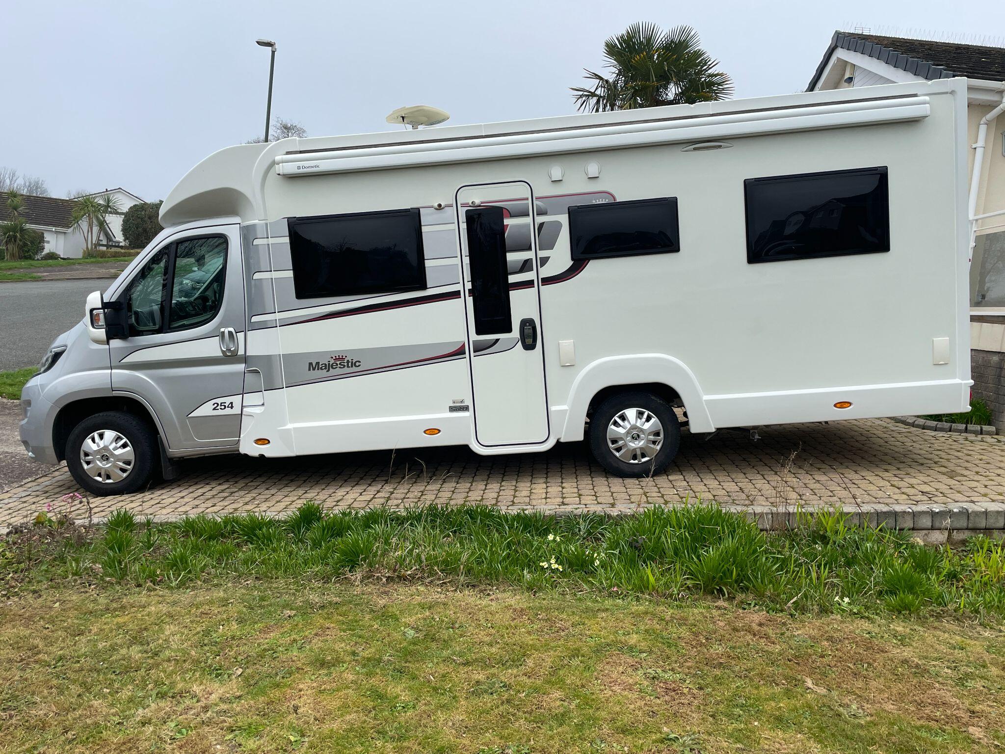 2017 Elddis Majestic 254 Marquis Edition