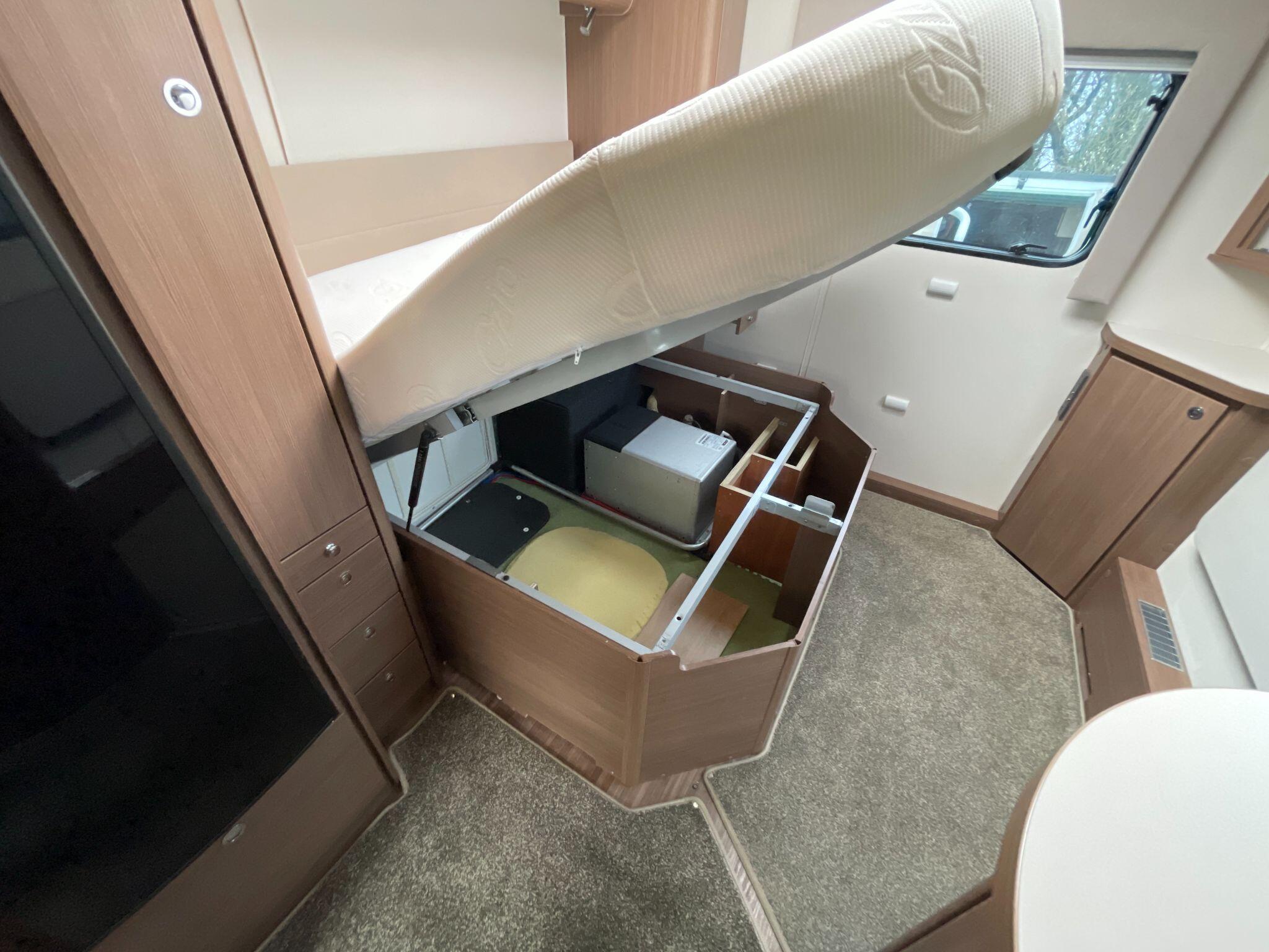 2017 Elddis Majestic 254 Marquis Edition