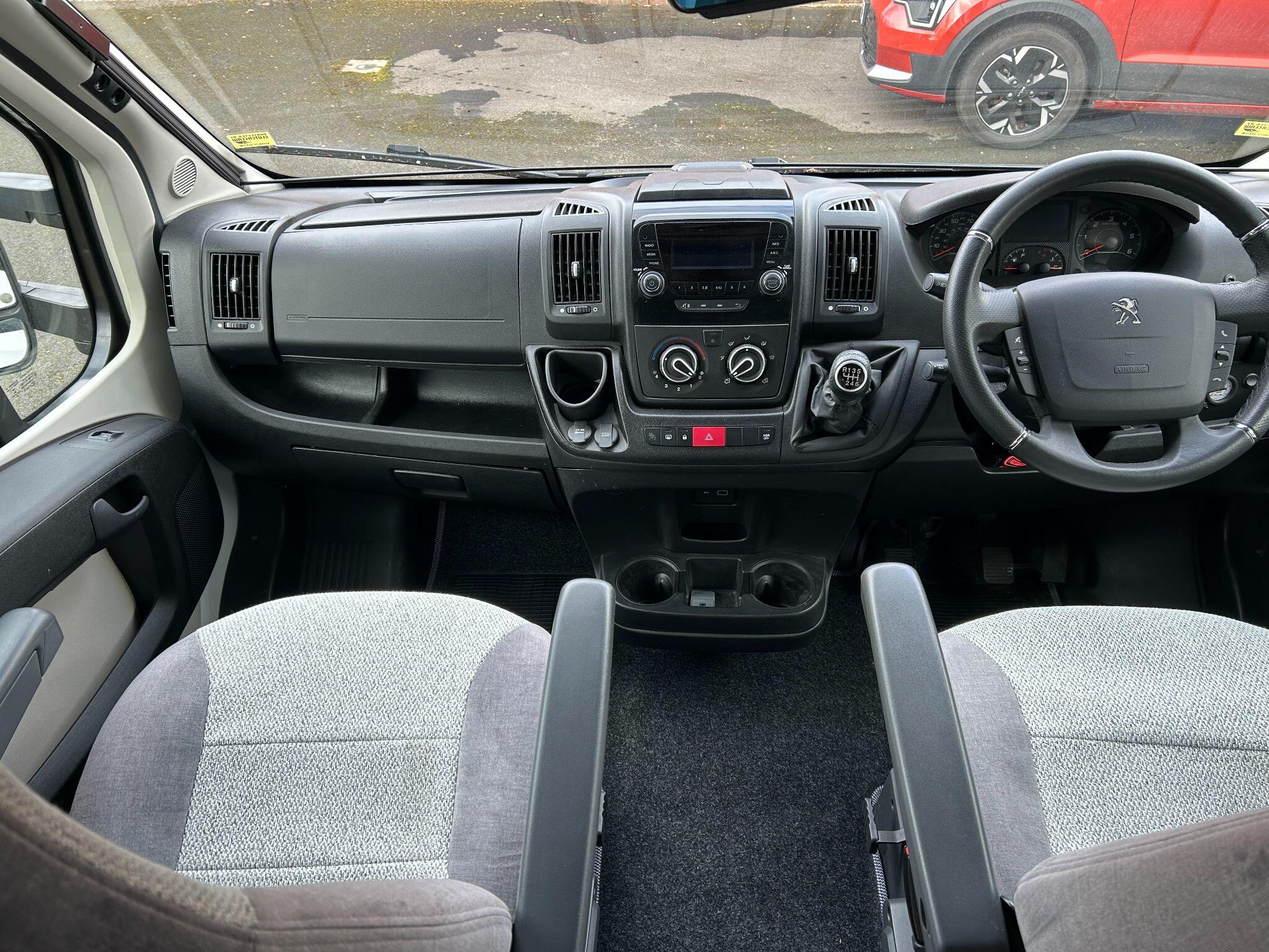 2019 Elddis Autoquest 196
