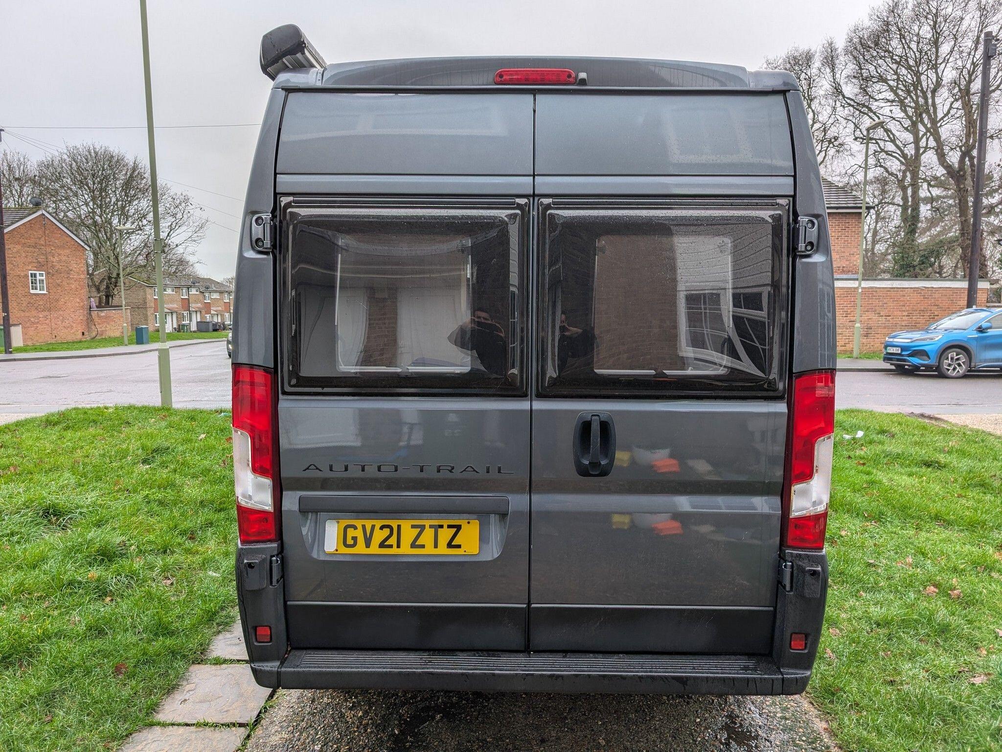 2021 Auto-Trail V-Line 669 S