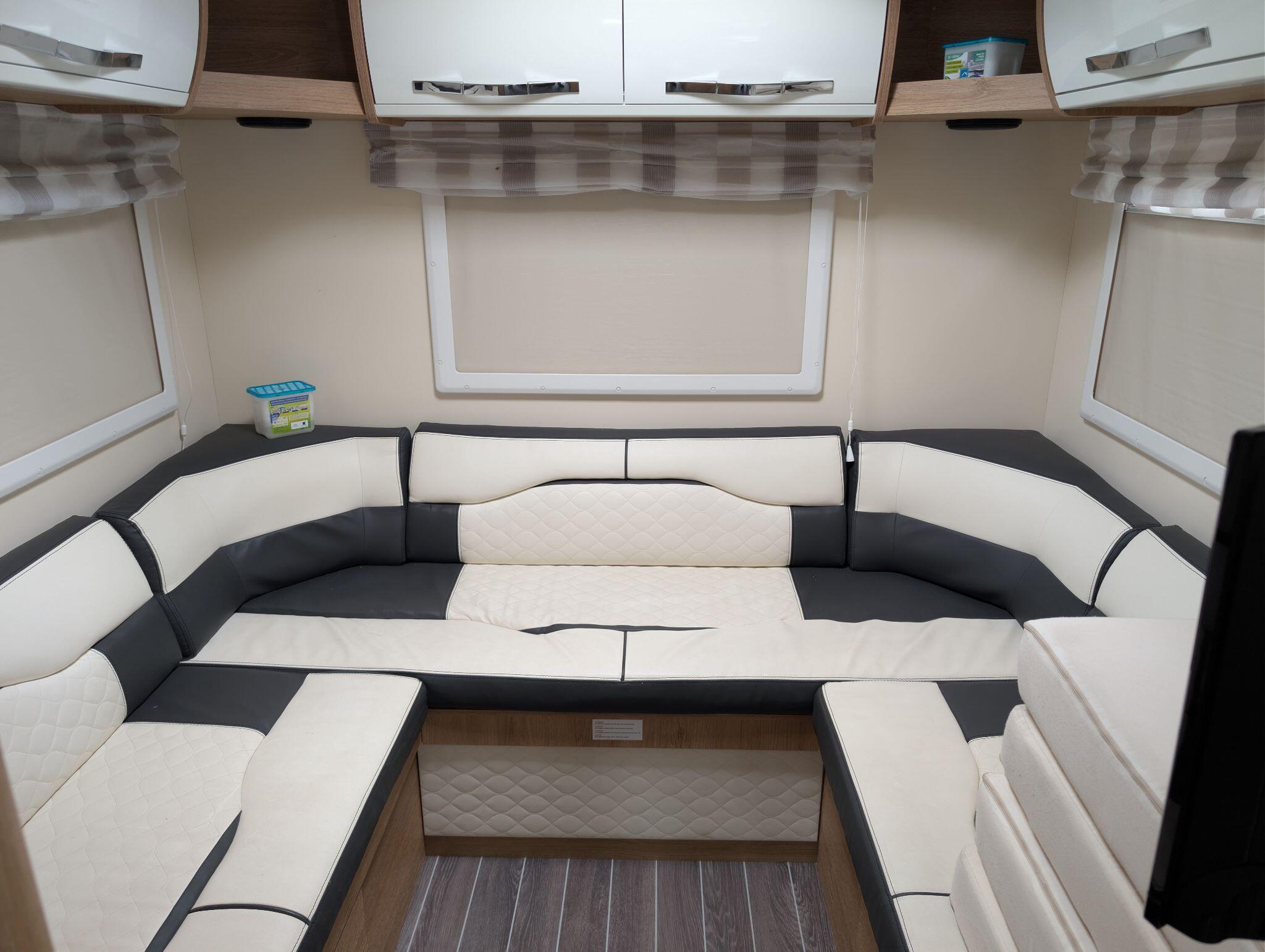 2023 Roller Team Auto-Roller 746