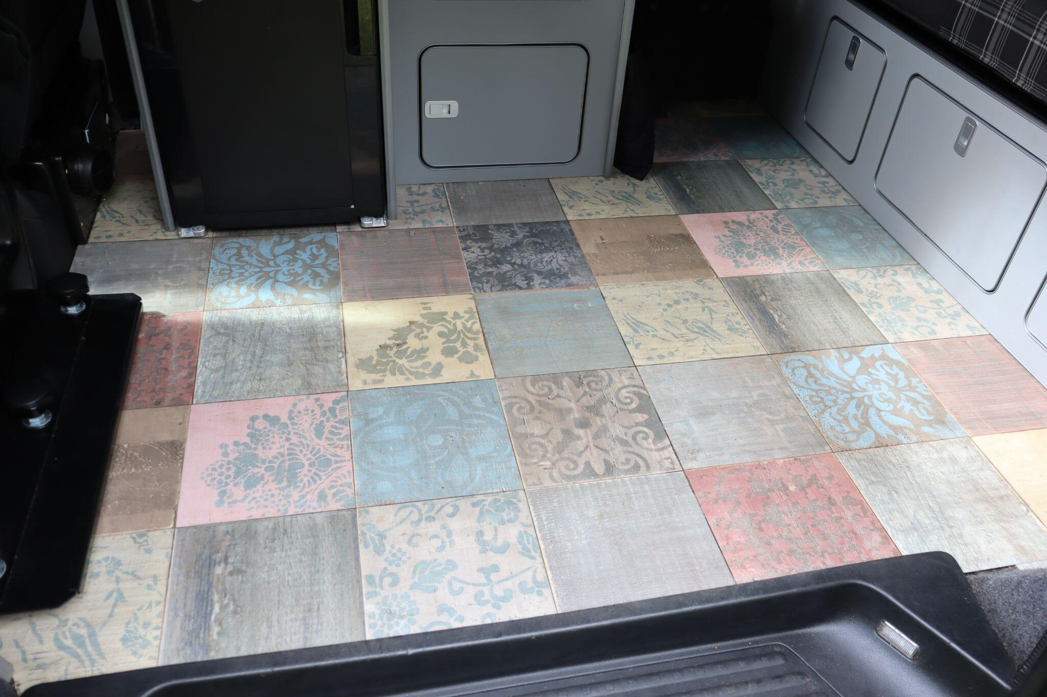 2017 Volkswagen Transporter T30 LWB DSG Highline Campervan