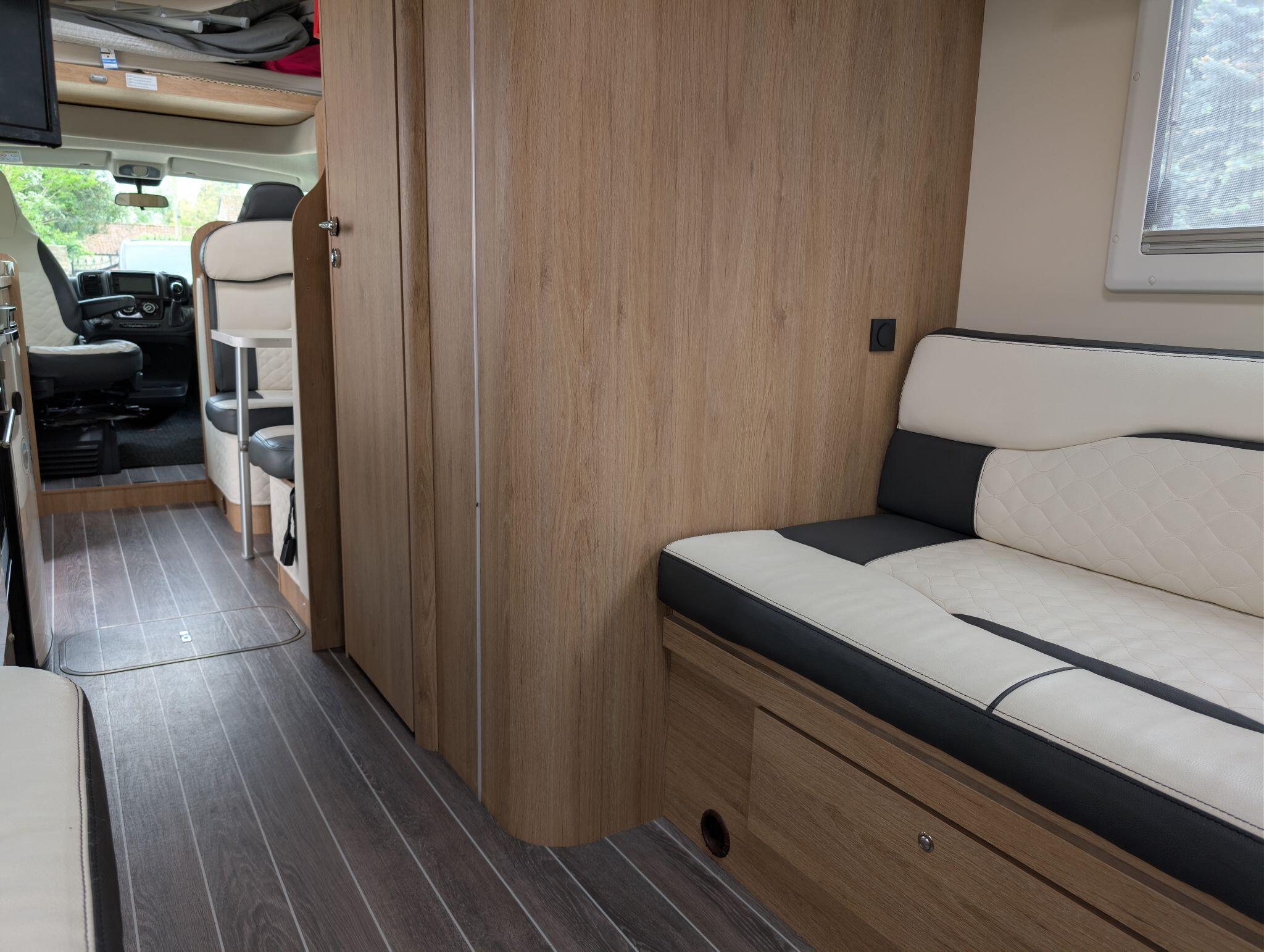 2023 Roller Team Auto-Roller 746