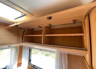 2005 Burstner Delfin T686