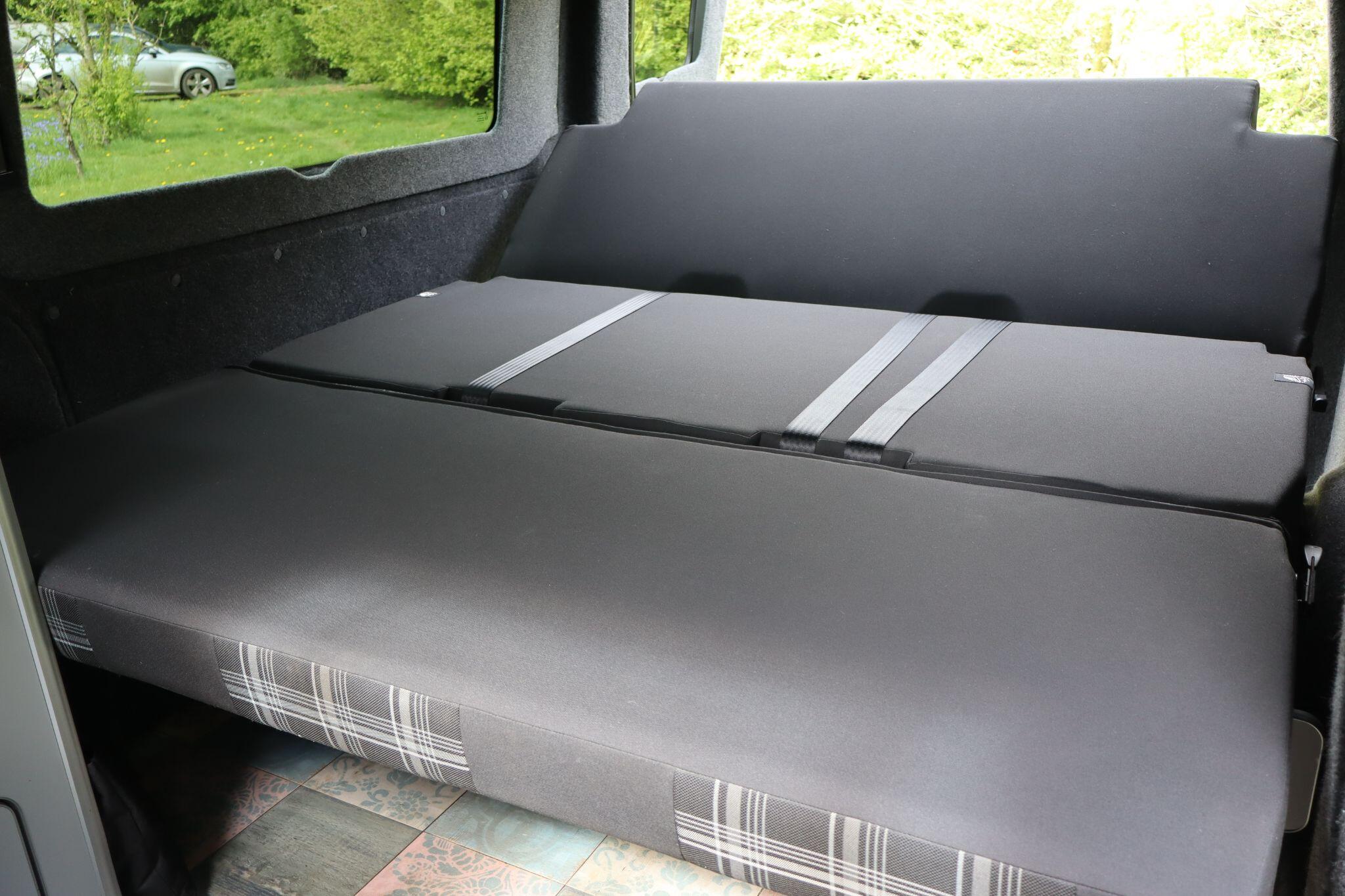 2017 Volkswagen Transporter T30 LWB DSG Highline Campervan