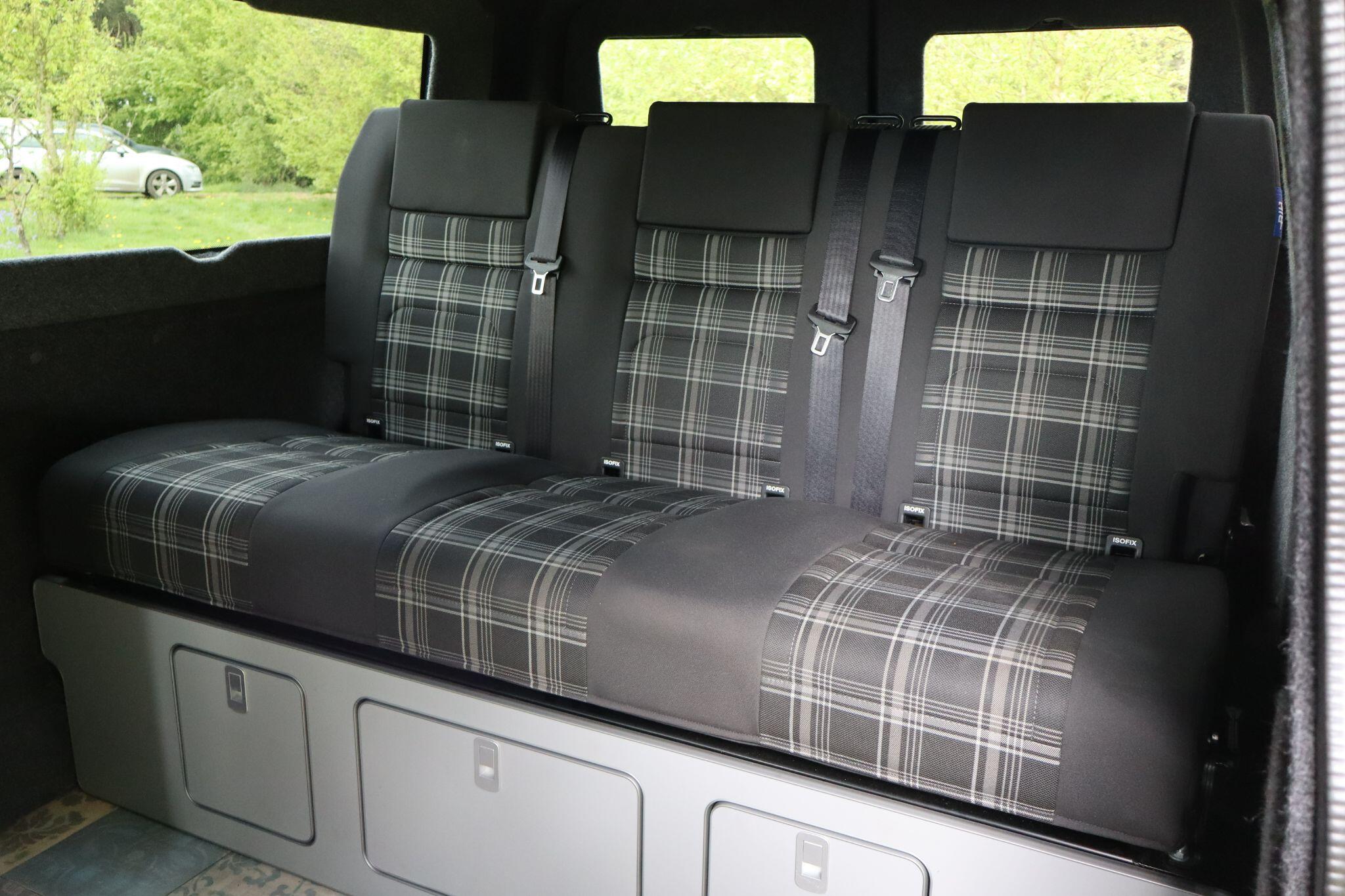 2017 Volkswagen Transporter T30 LWB DSG Highline Campervan