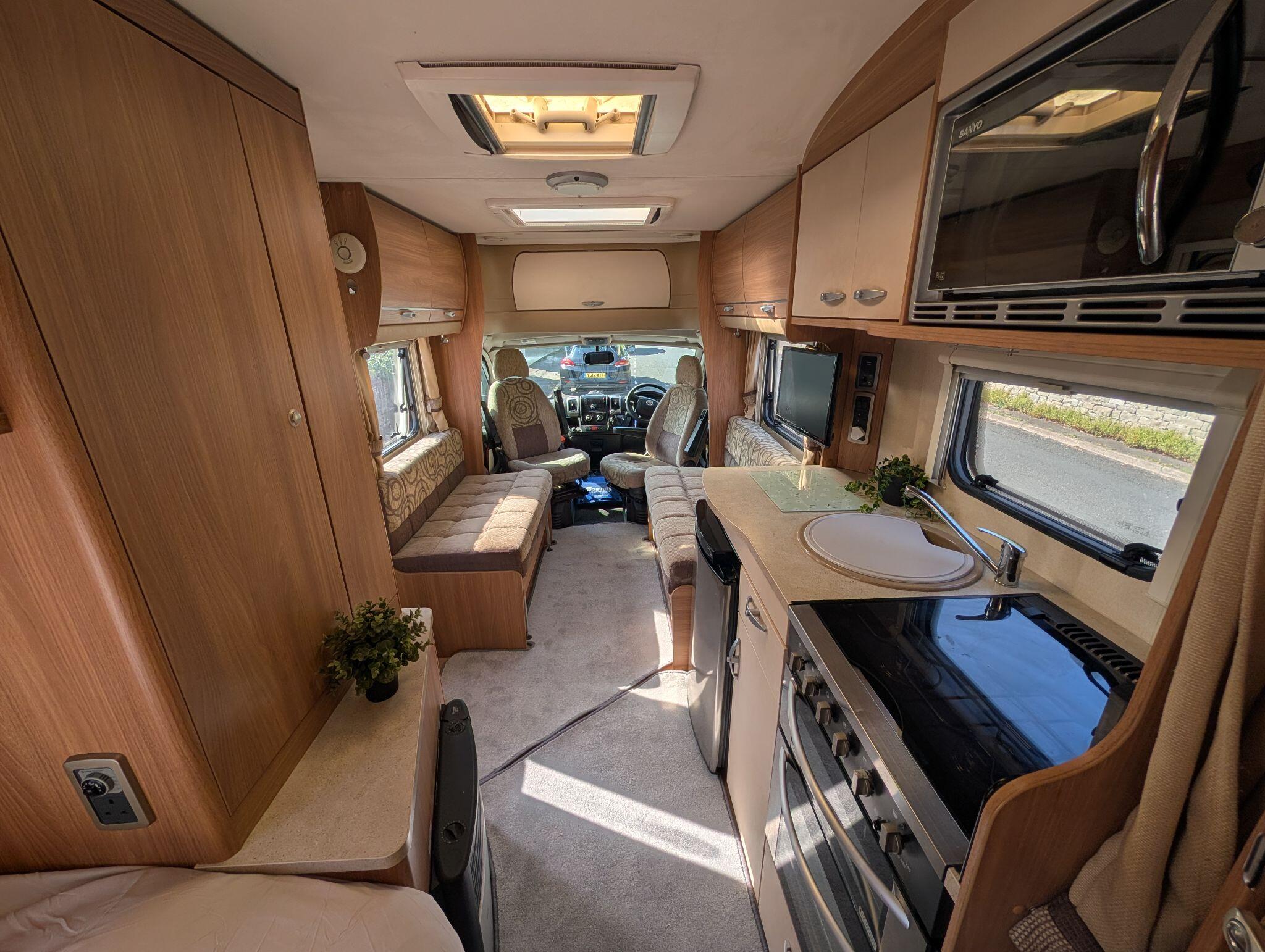 2011 Swift Sundance 620 FB New cam belt, water pump, service and mot