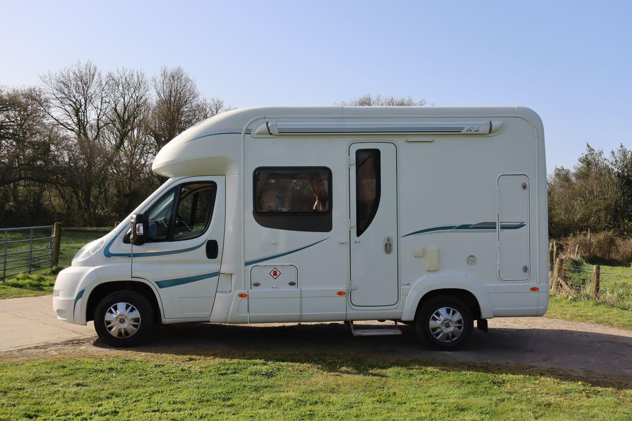2011 Auto-Trail Tracker RS (24 Month Warranty)