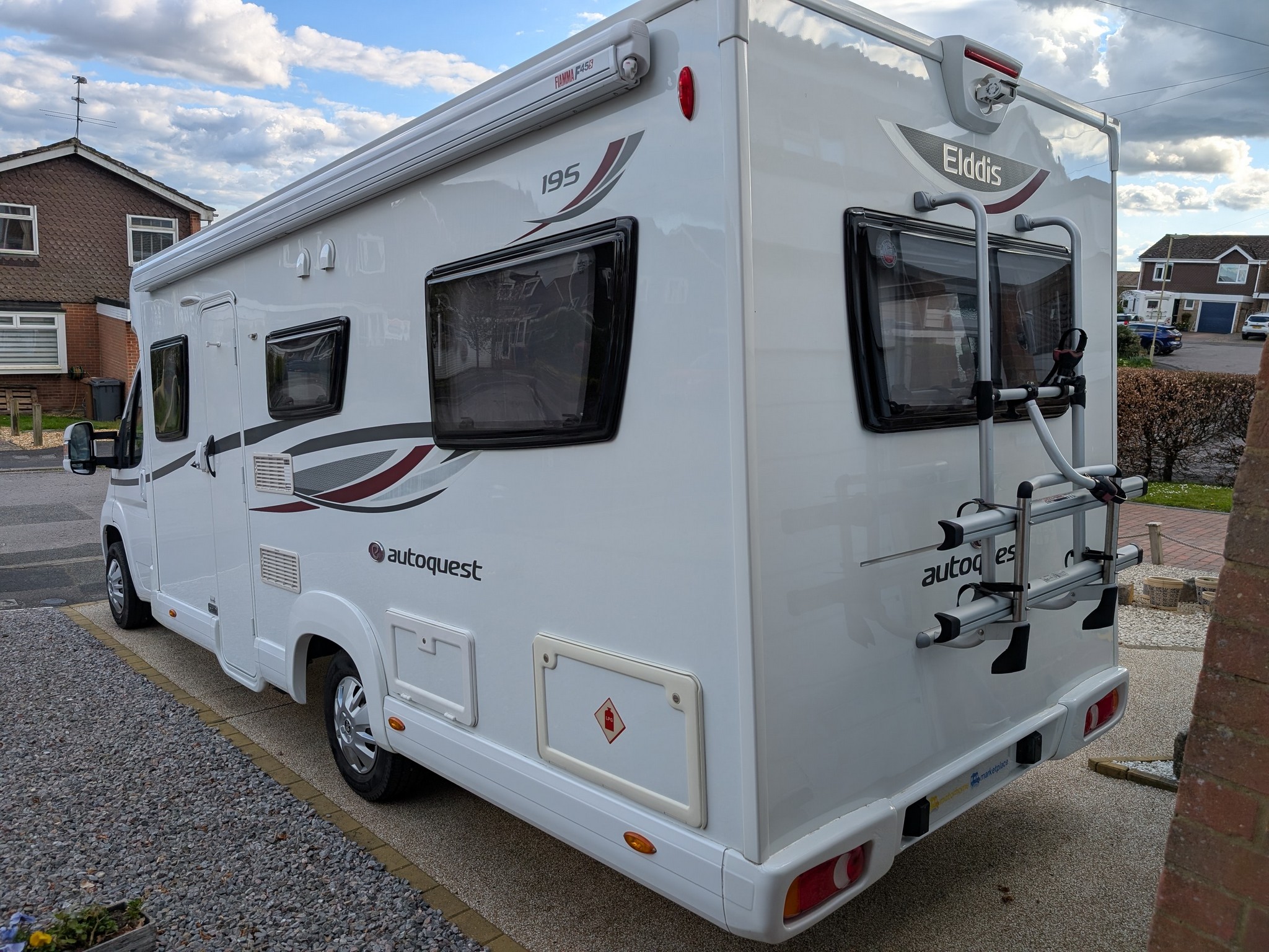 2017 Elddis Autoquest 195