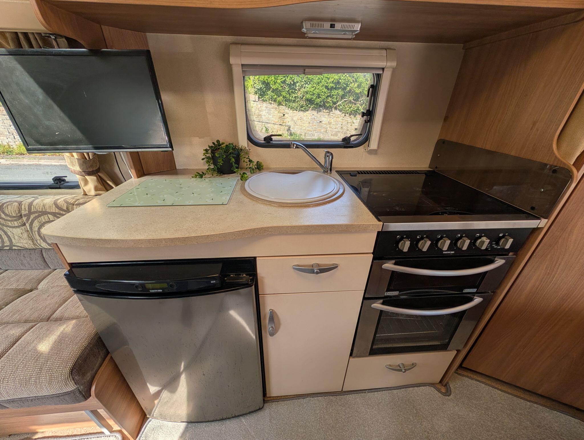 2011 Swift Sundance 620 FB New cam belt, water pump, service and mot