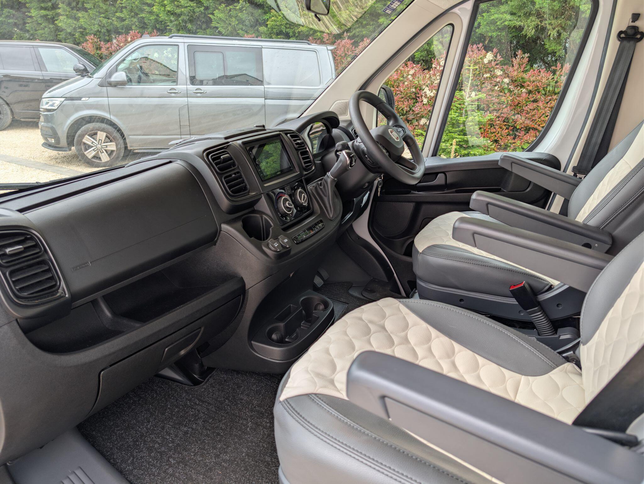 2023 Roller Team Auto-Roller 746