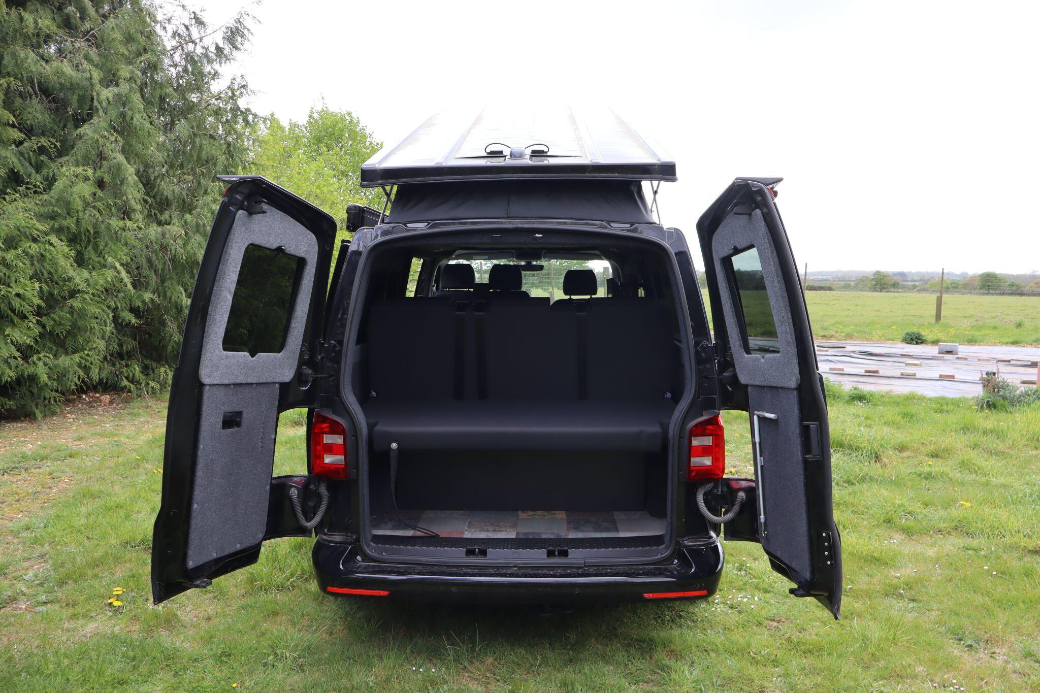 2017 Volkswagen Transporter T30 LWB DSG Highline Campervan