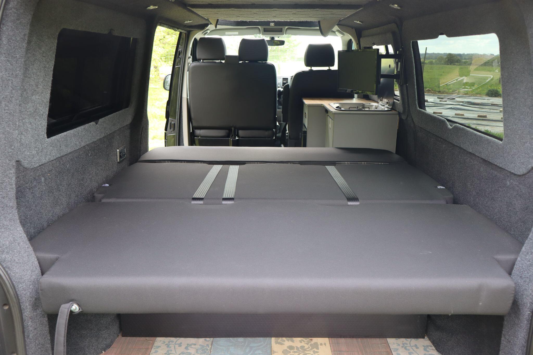 2017 Volkswagen Transporter T30 LWB DSG Highline Campervan