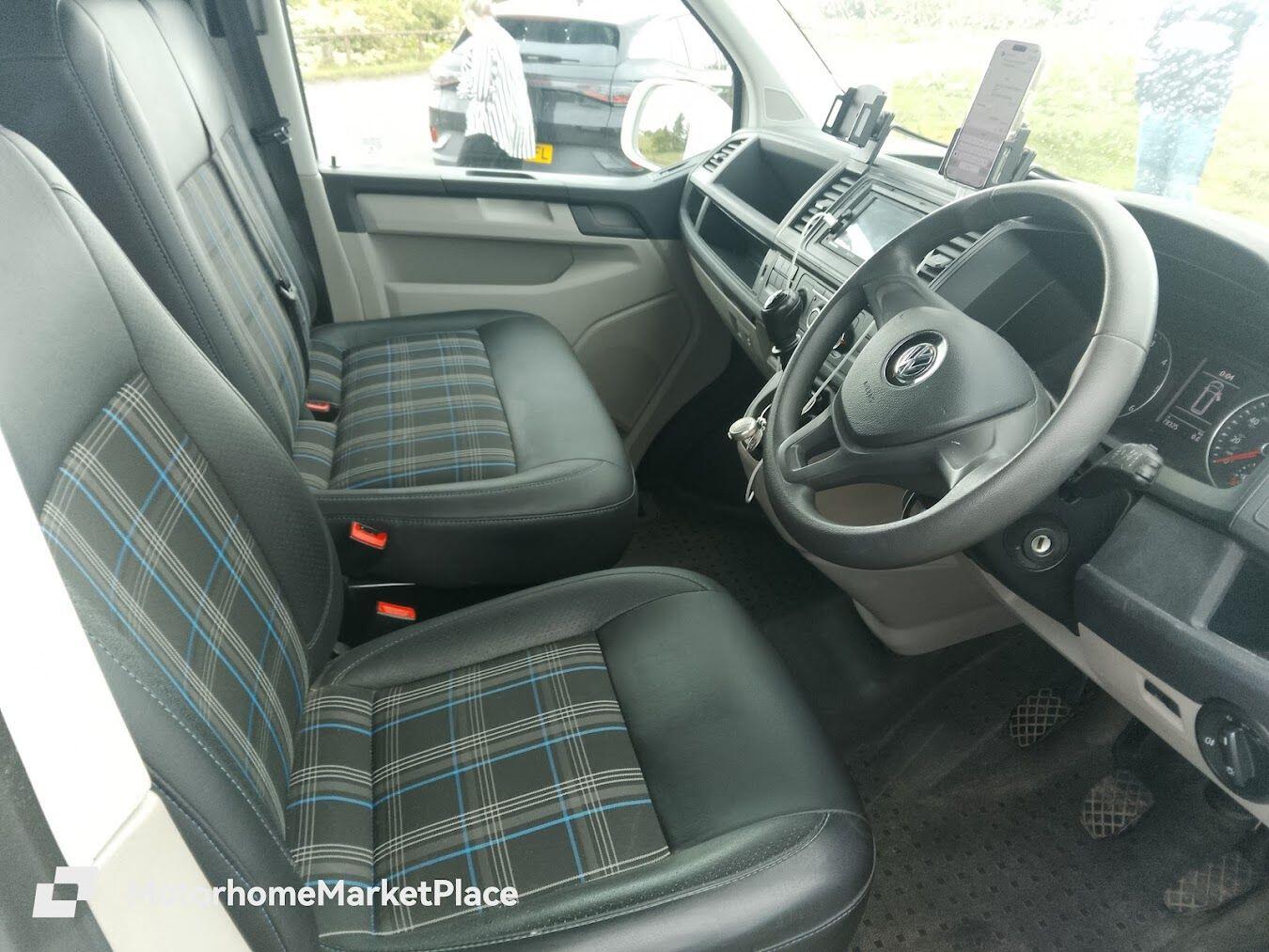 2018 Volkswagen Transporter Campervan T28 S- Line TDI BMT Located in Flintshire