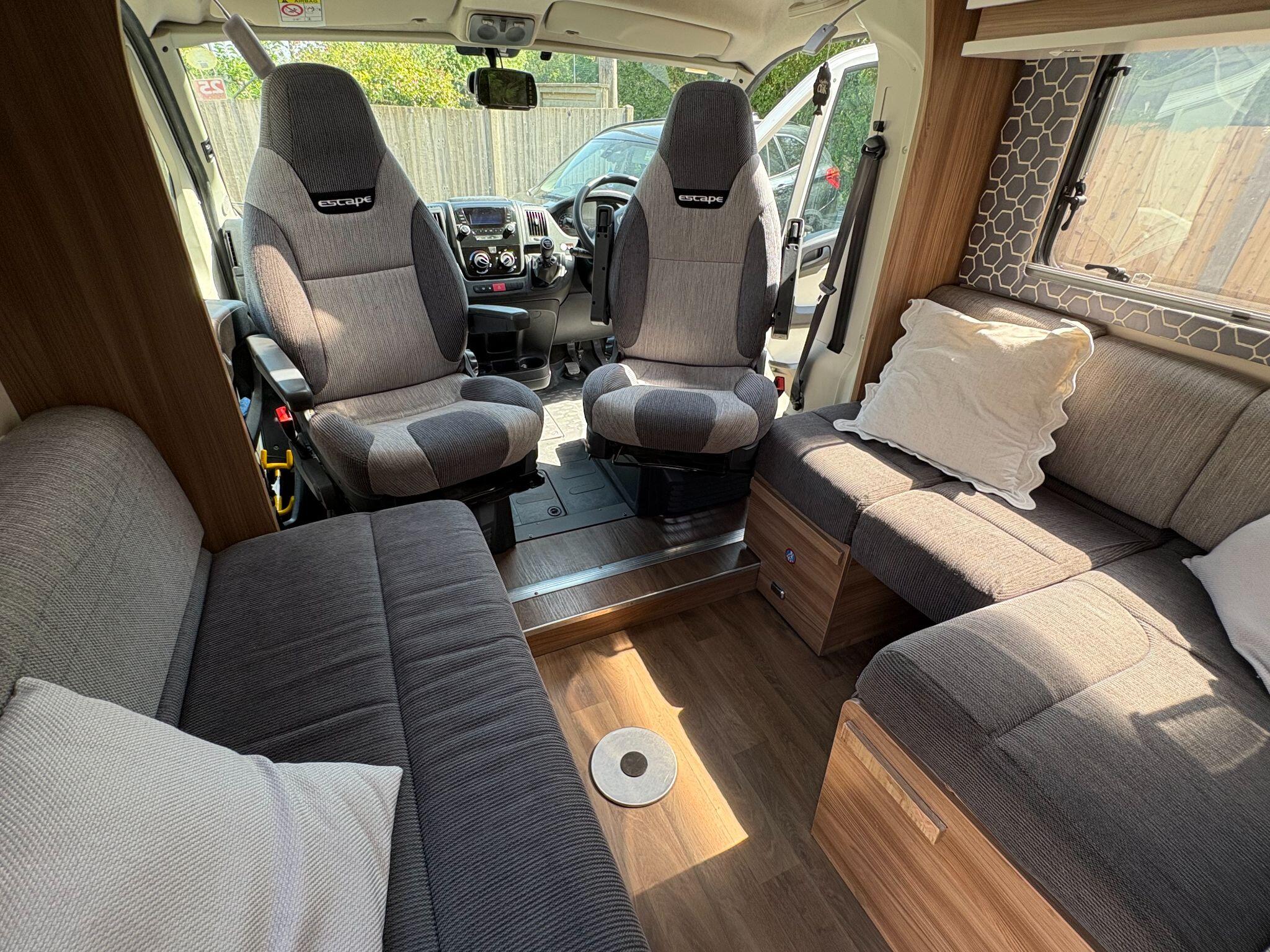 2017 Swift Escape 614