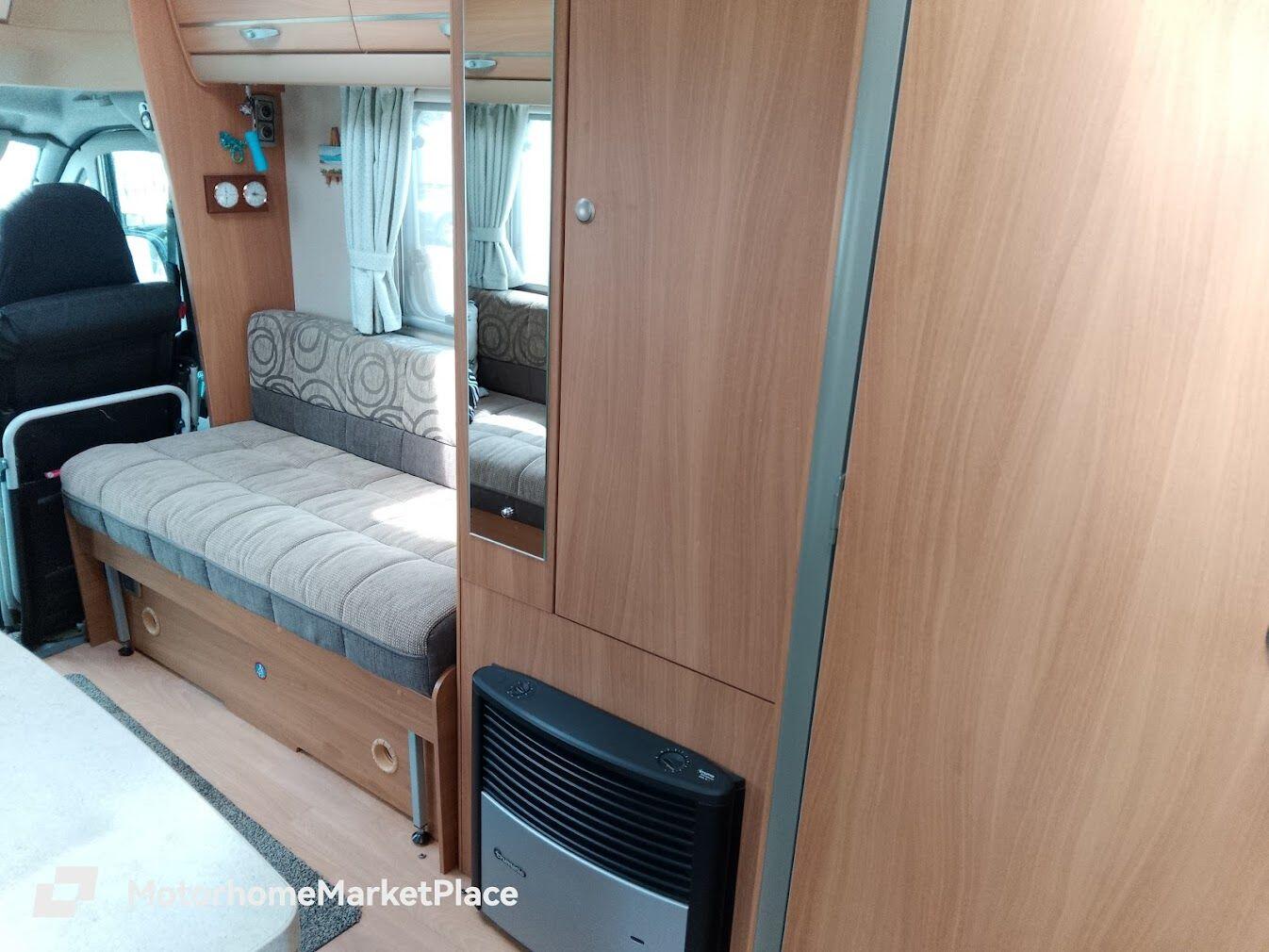 2010 Swift Sundance 530 LP 2 Berth Compact Motorhome FSH Located in Chester