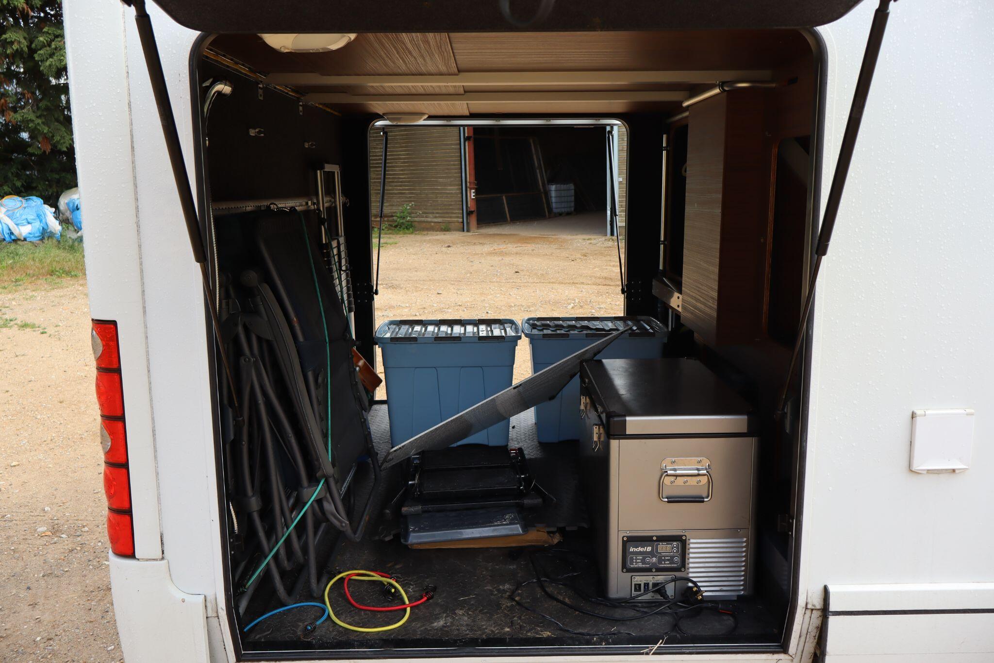 2014 Niesmann and Bischoff Flair 800i with Self Levelling & Air Suspension
