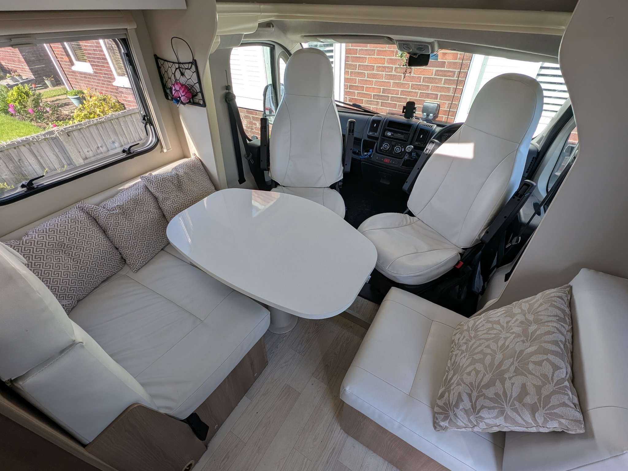2014 Roller Team Zefiro 269P Island Bed