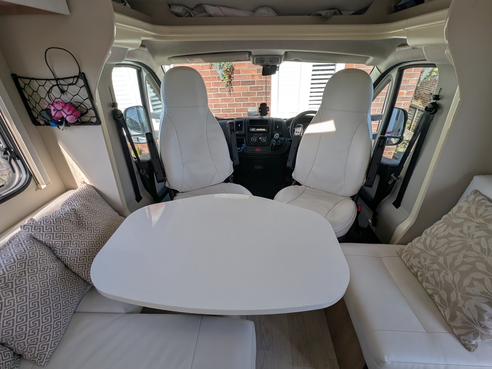 2014 Roller Team Zefiro 269P Island Bed