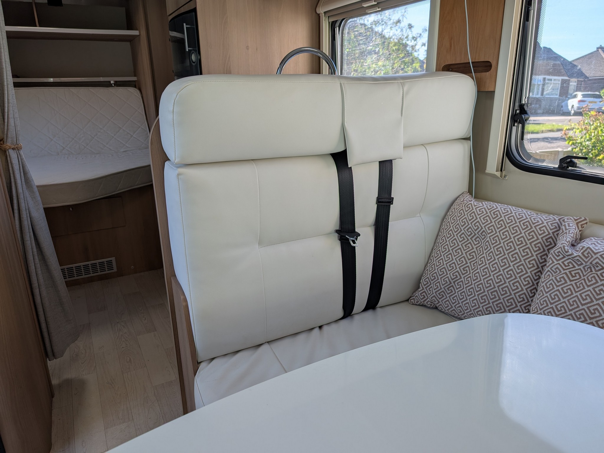 2014 Roller Team Zefiro 269P Island Bed