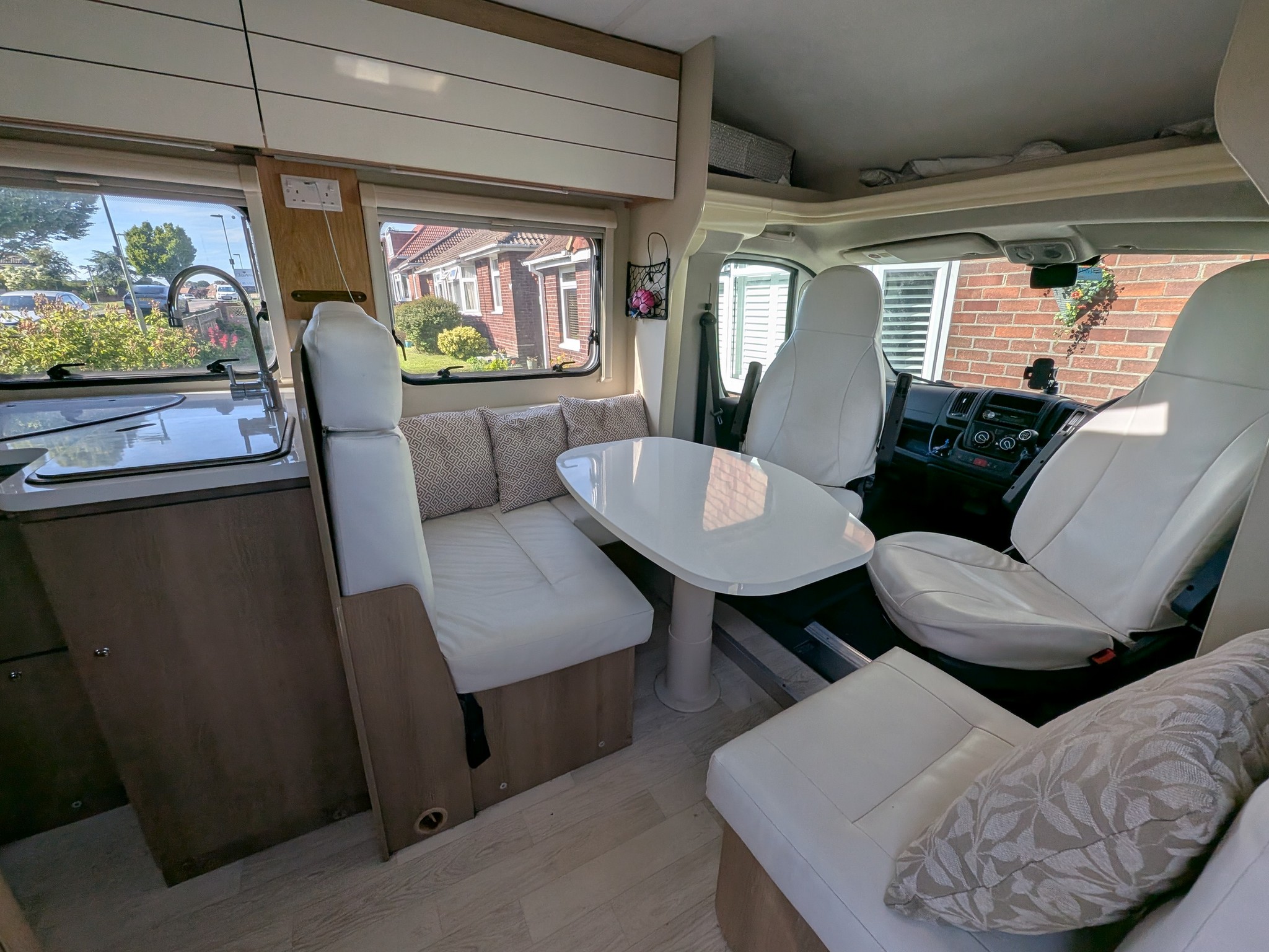 2014 Roller Team Zefiro 269P Island Bed