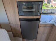 2014 Roller Team Zefiro 269P Island Bed
