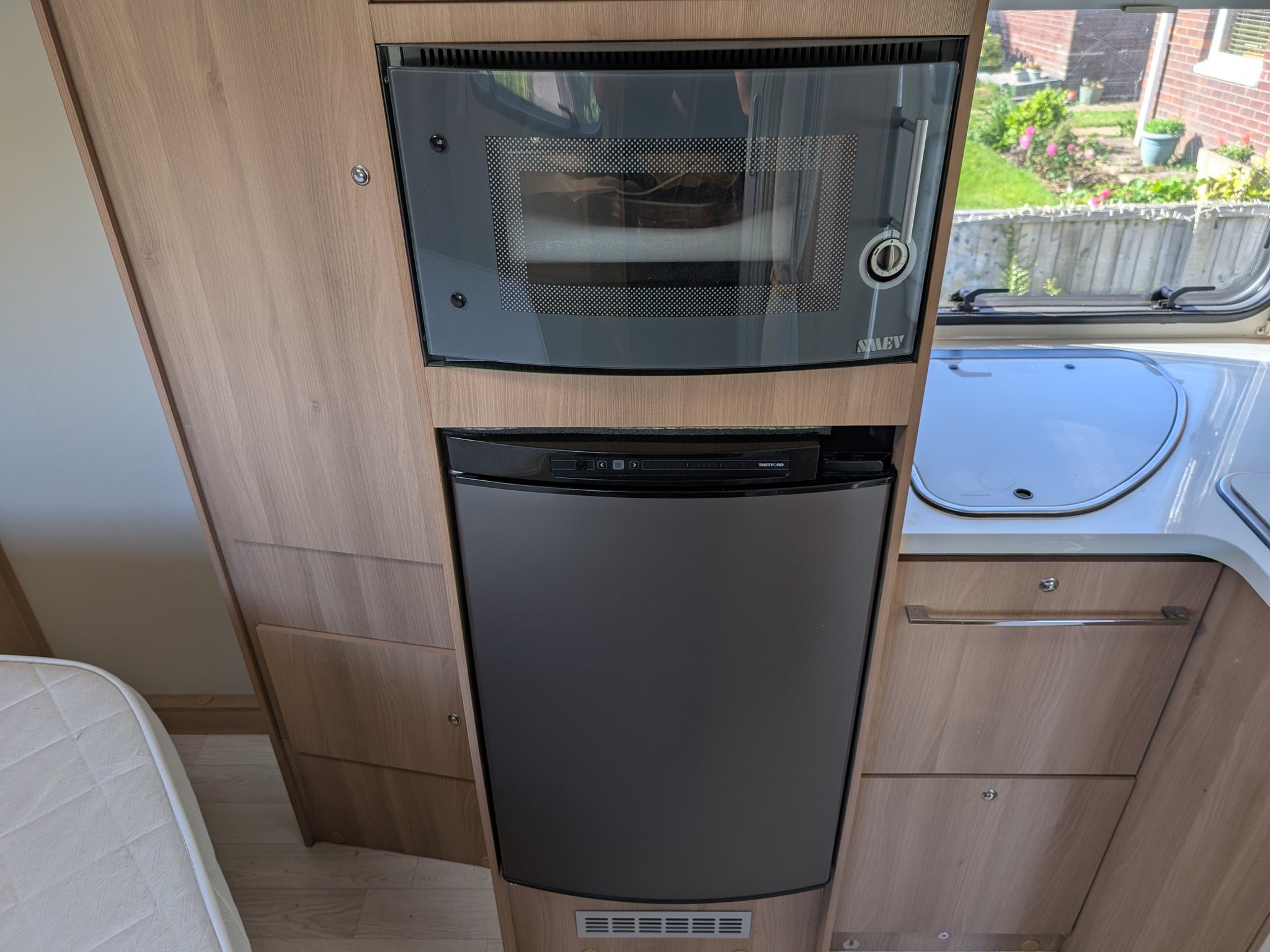2014 Roller Team Zefiro 269P Island Bed