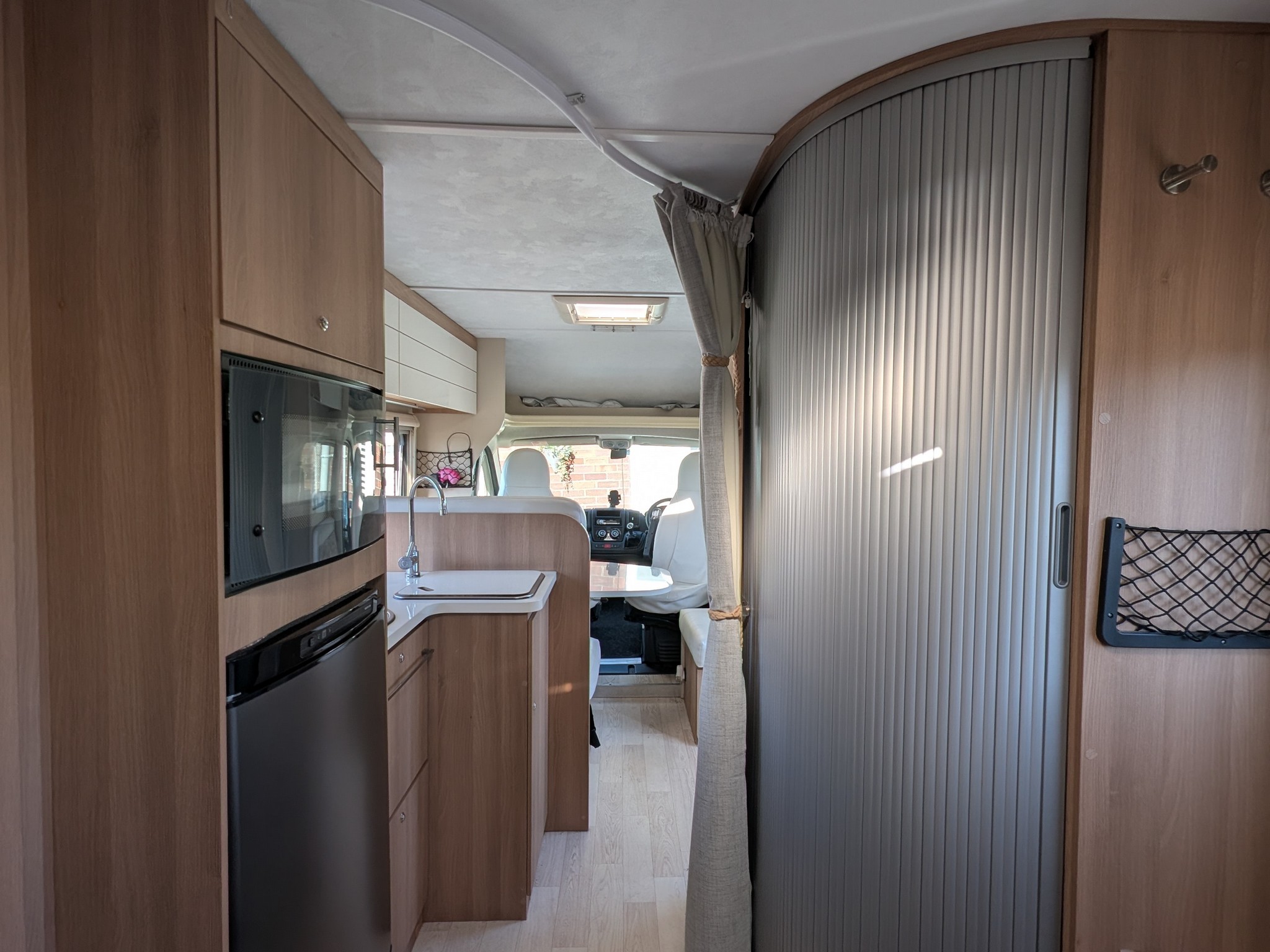 2014 Roller Team Zefiro 269P Island Bed
