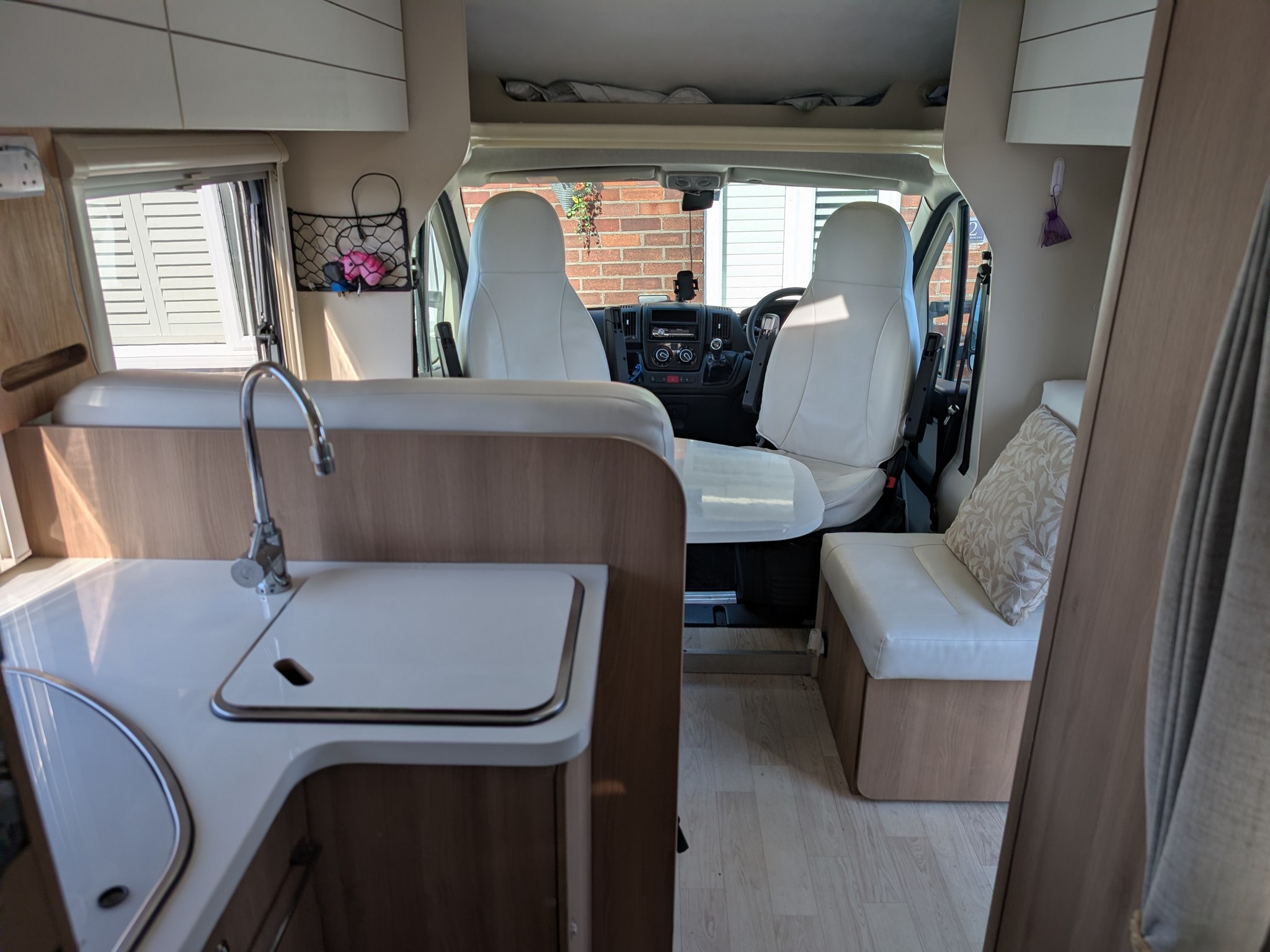 2014 Roller Team Zefiro 269P Island Bed