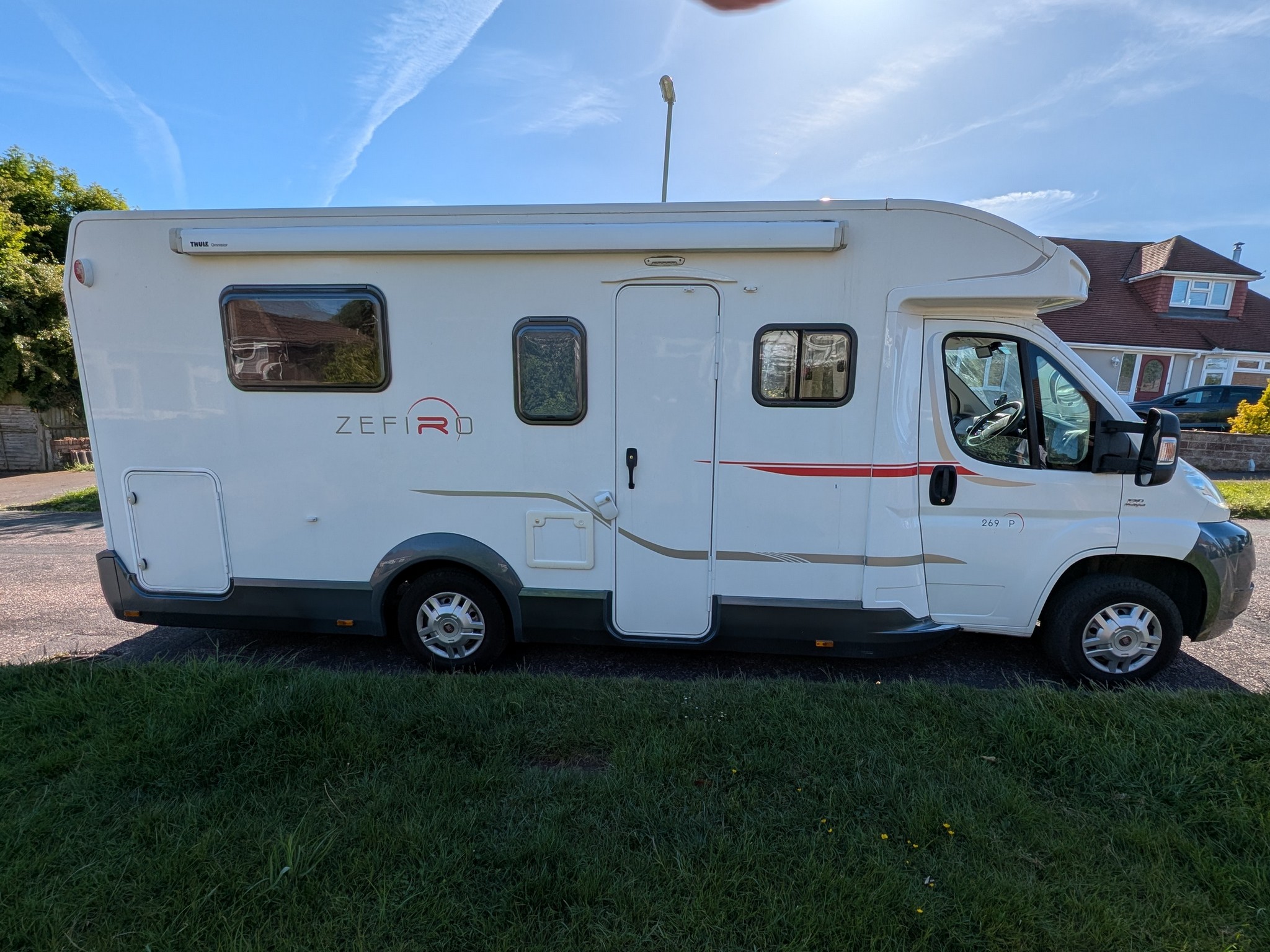 2014 Roller Team Zefiro 269P Island Bed
