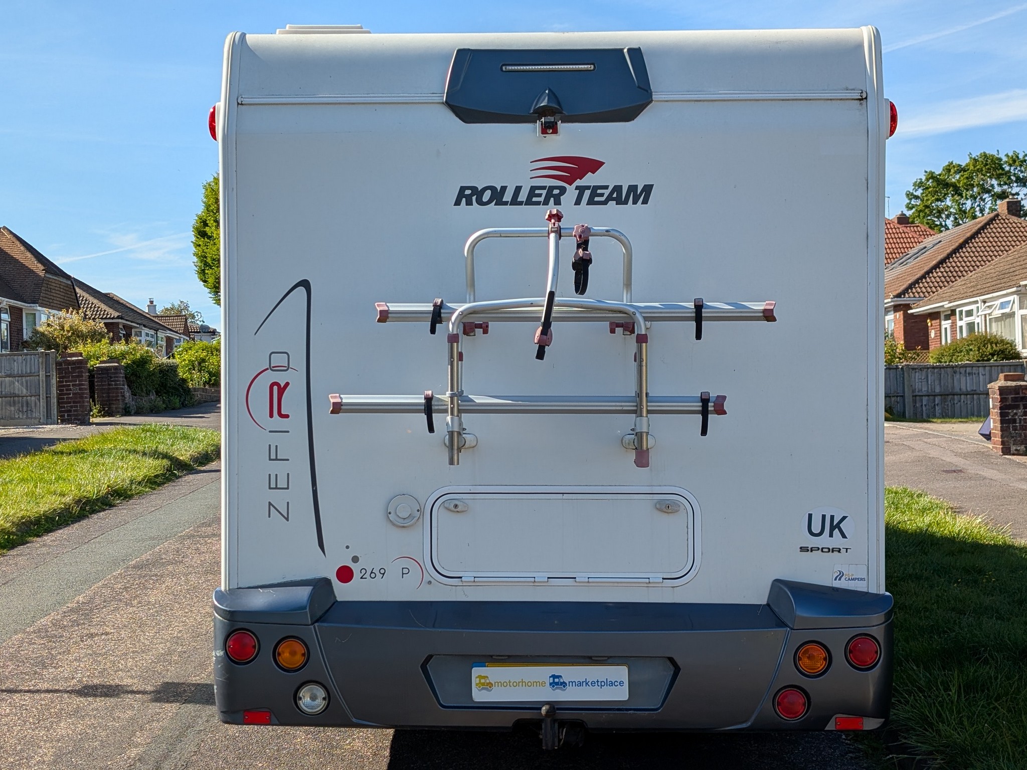 2014 Roller Team Zefiro 269P Island Bed