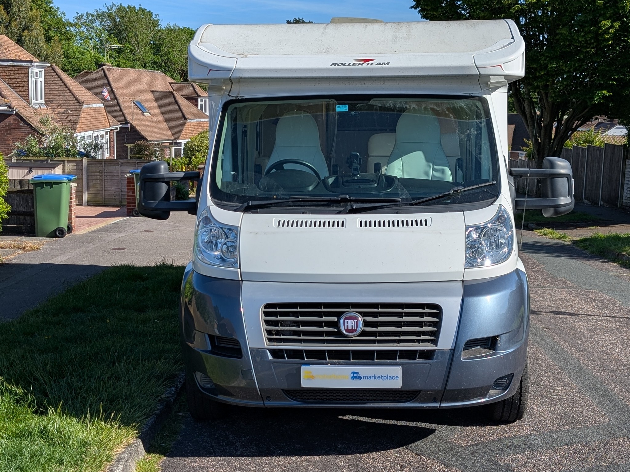 2014 Roller Team Zefiro 269P Island Bed
