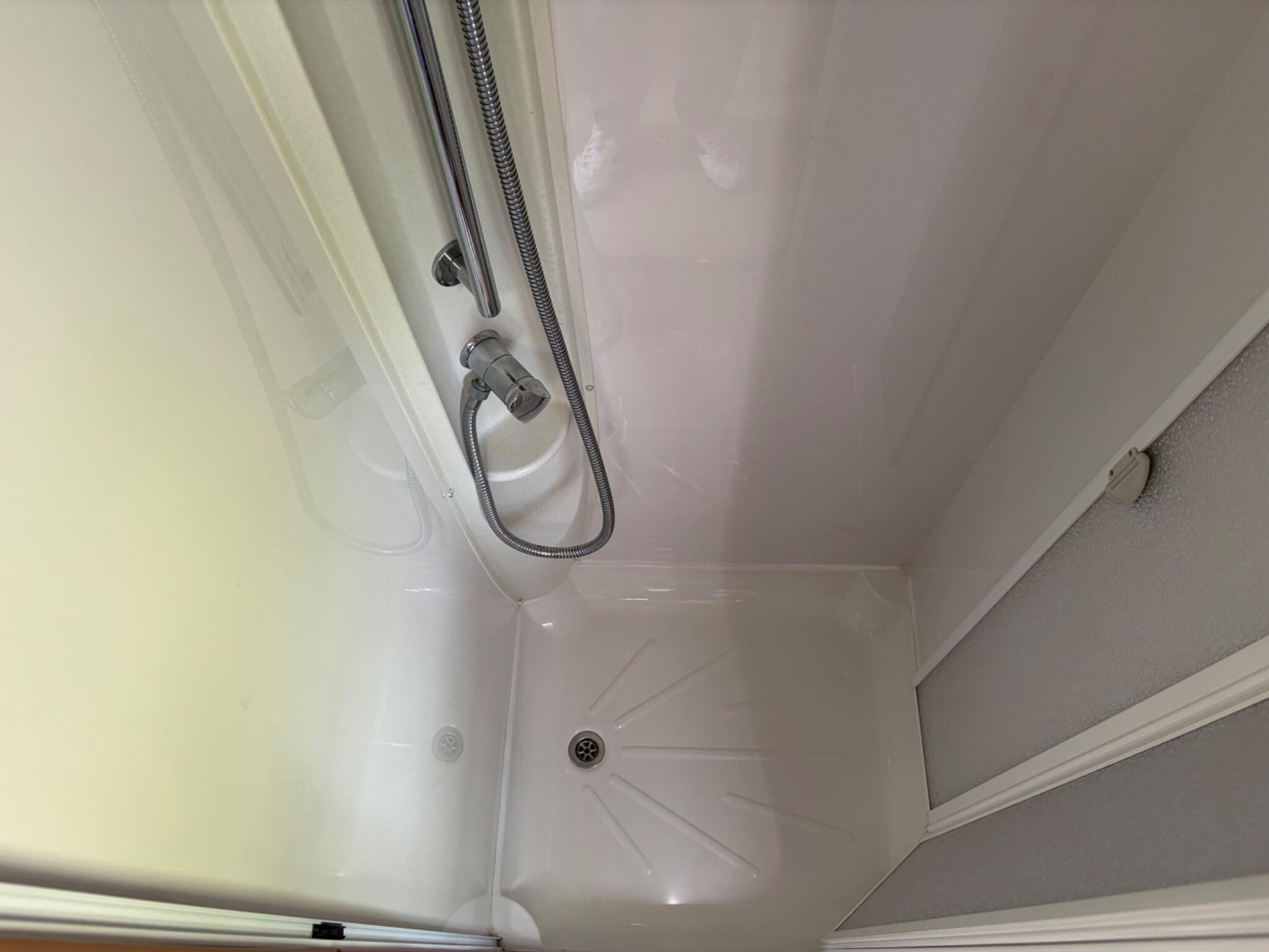 2011 Auto-Trail Tracker RS (24 Month Warranty)